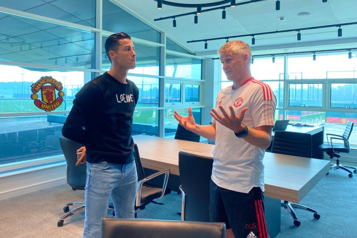 Cristiano Ronaldo tells Ole Gunnar Solskjaer he is ready to make Manchester United return against Newcastle