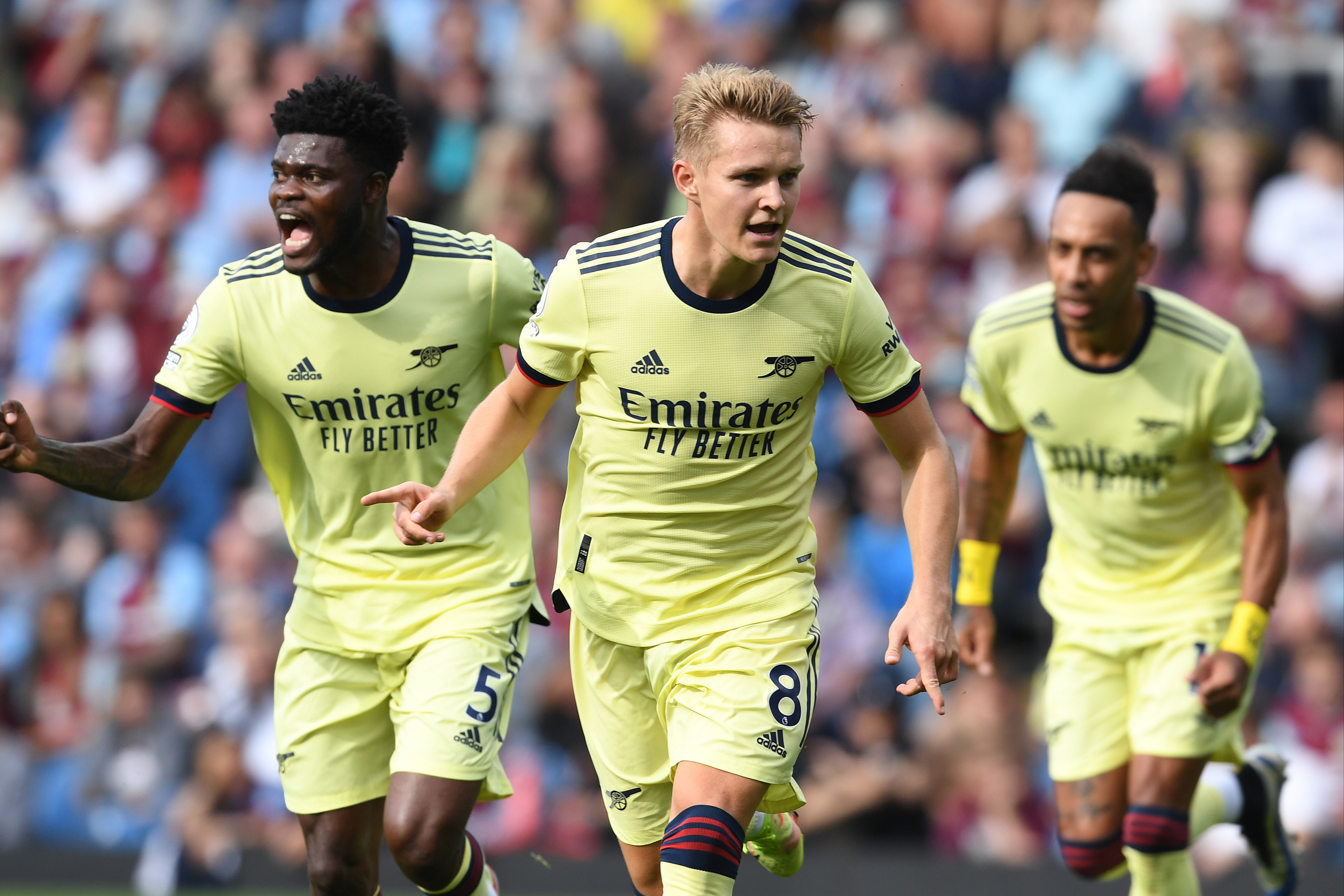 Burnley 0-1 Arsenal: Martin Odegaard free-kick gives Gunners gritty win at Turf Moor 