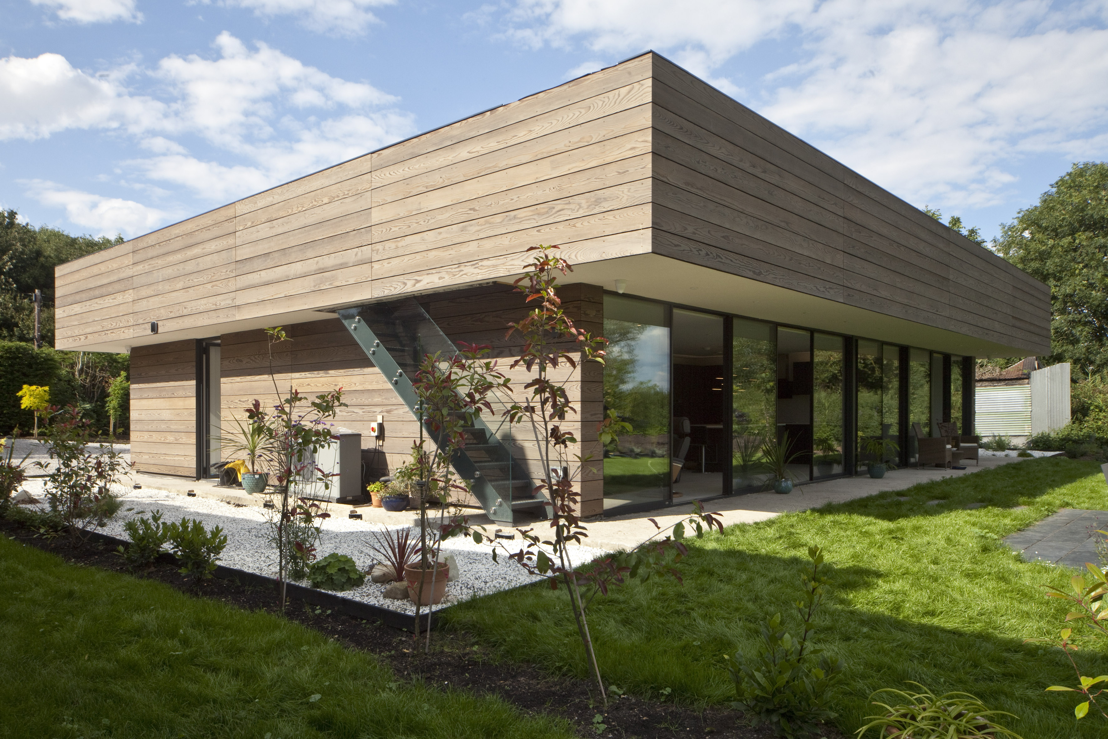 Emotional Grand Designs sees one family divide a plot to pay off debts and build an Asian-inspired villa in Cambridgeshire