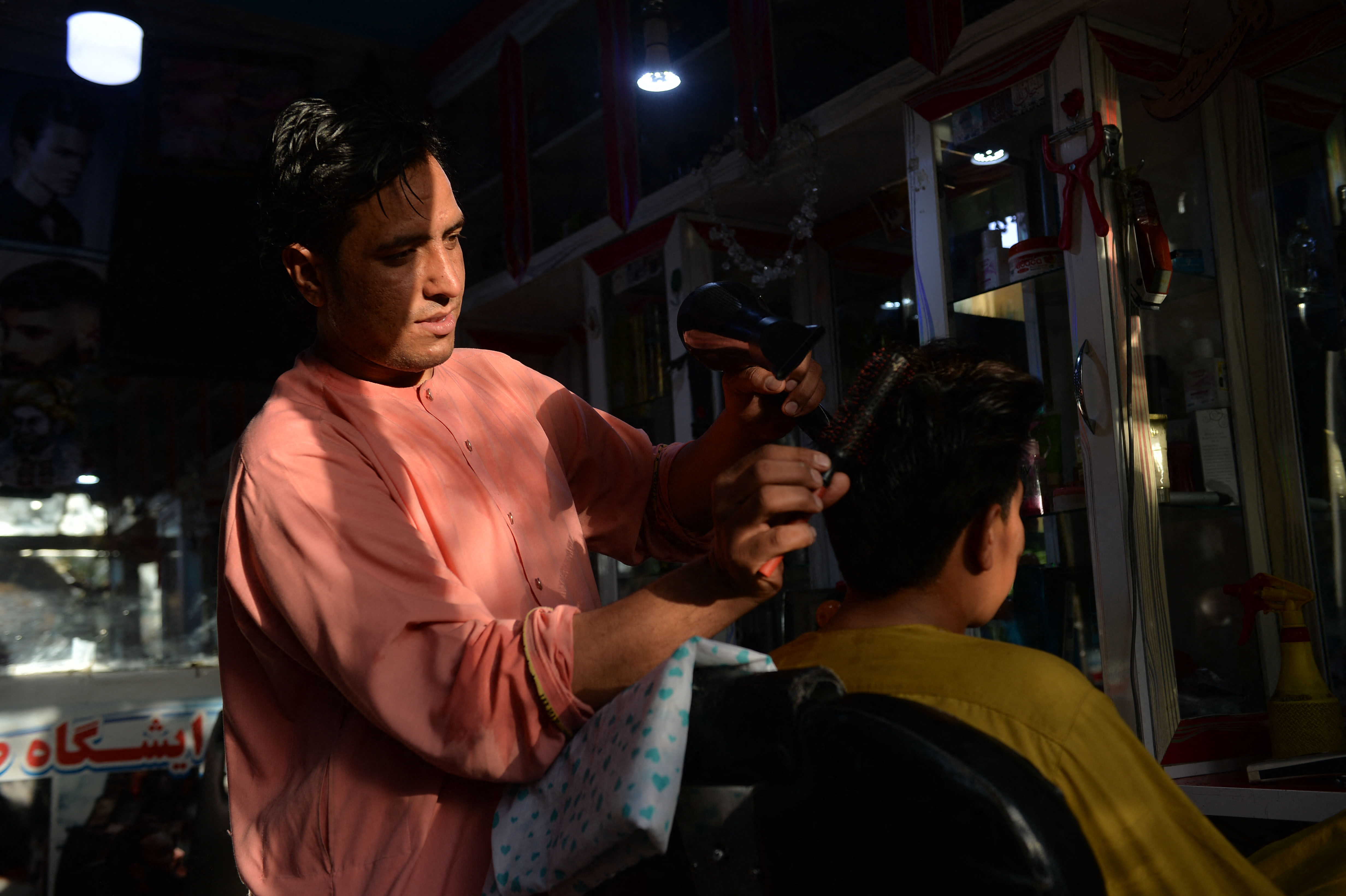 AFGHANISTAN-SOCIETY-BARBER