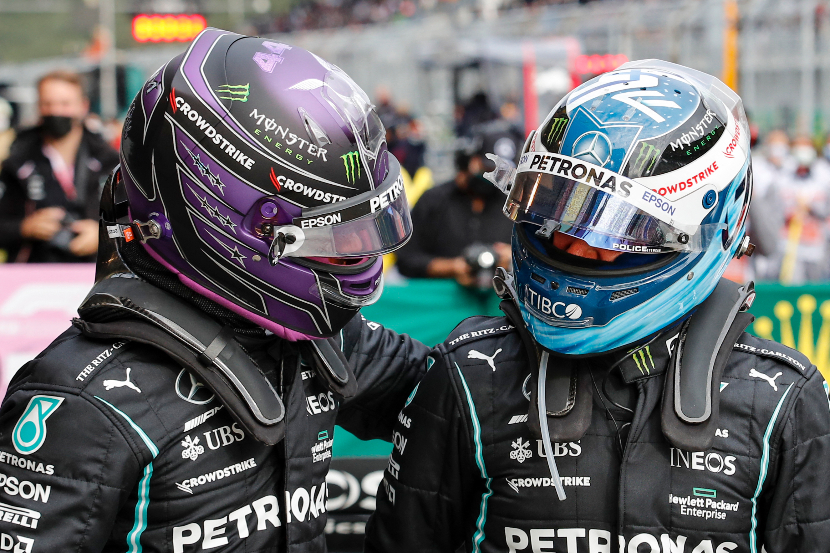 Turkish Grand Prix: Lewis Hamilton qualifies fastest but engine penalty puts Valtteri Bottas on pole 