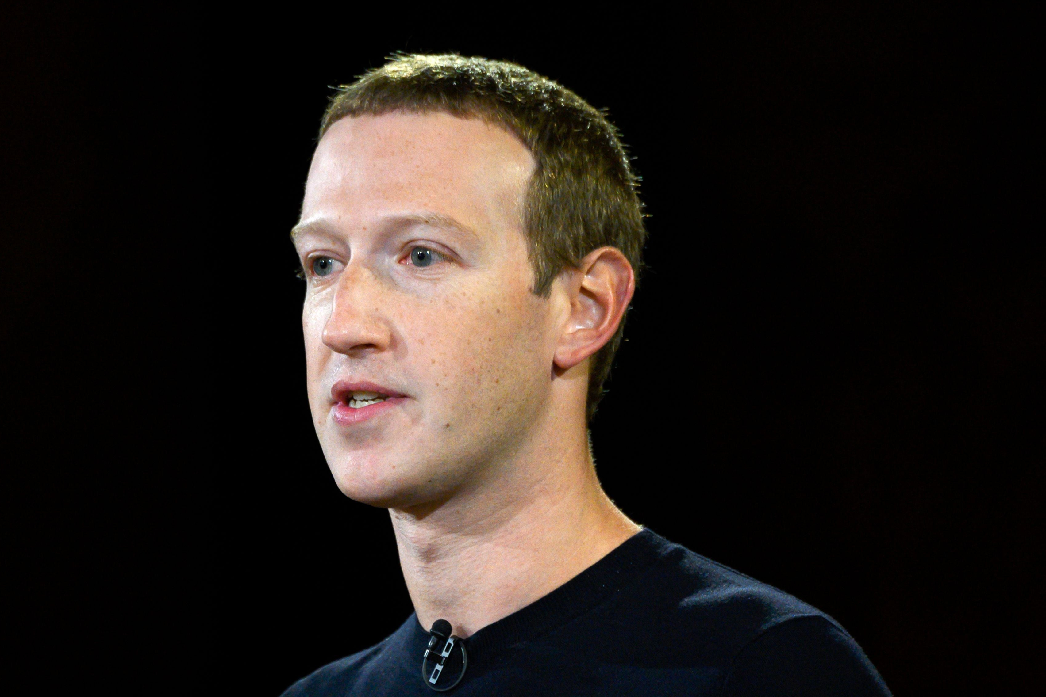 FILES-US-FACEBOOK-IMMIGRATION