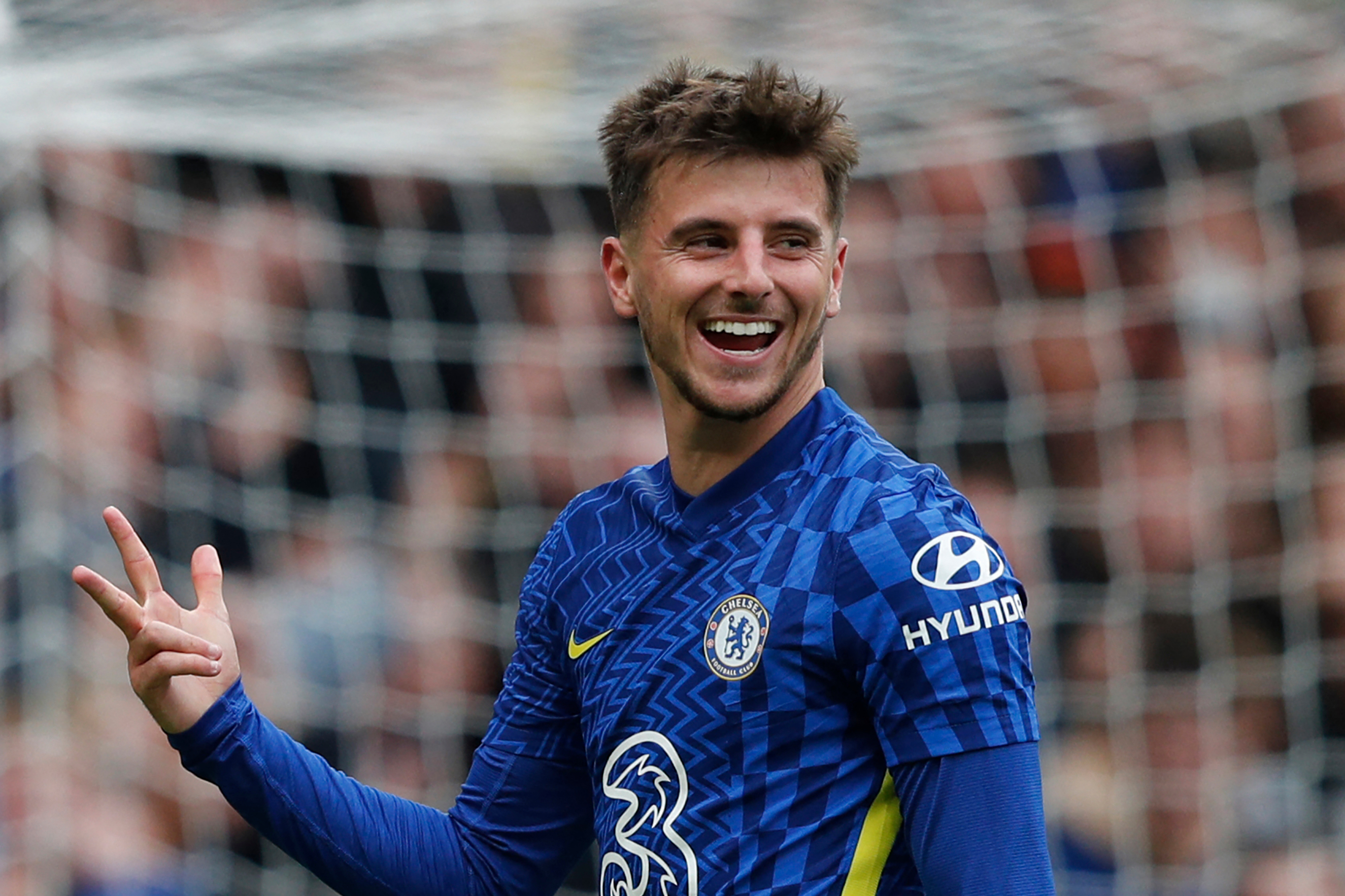 Chelsea 7-0 Norwich: Mason Mount nets hat-trick as Premier League leaders run riot in massive win