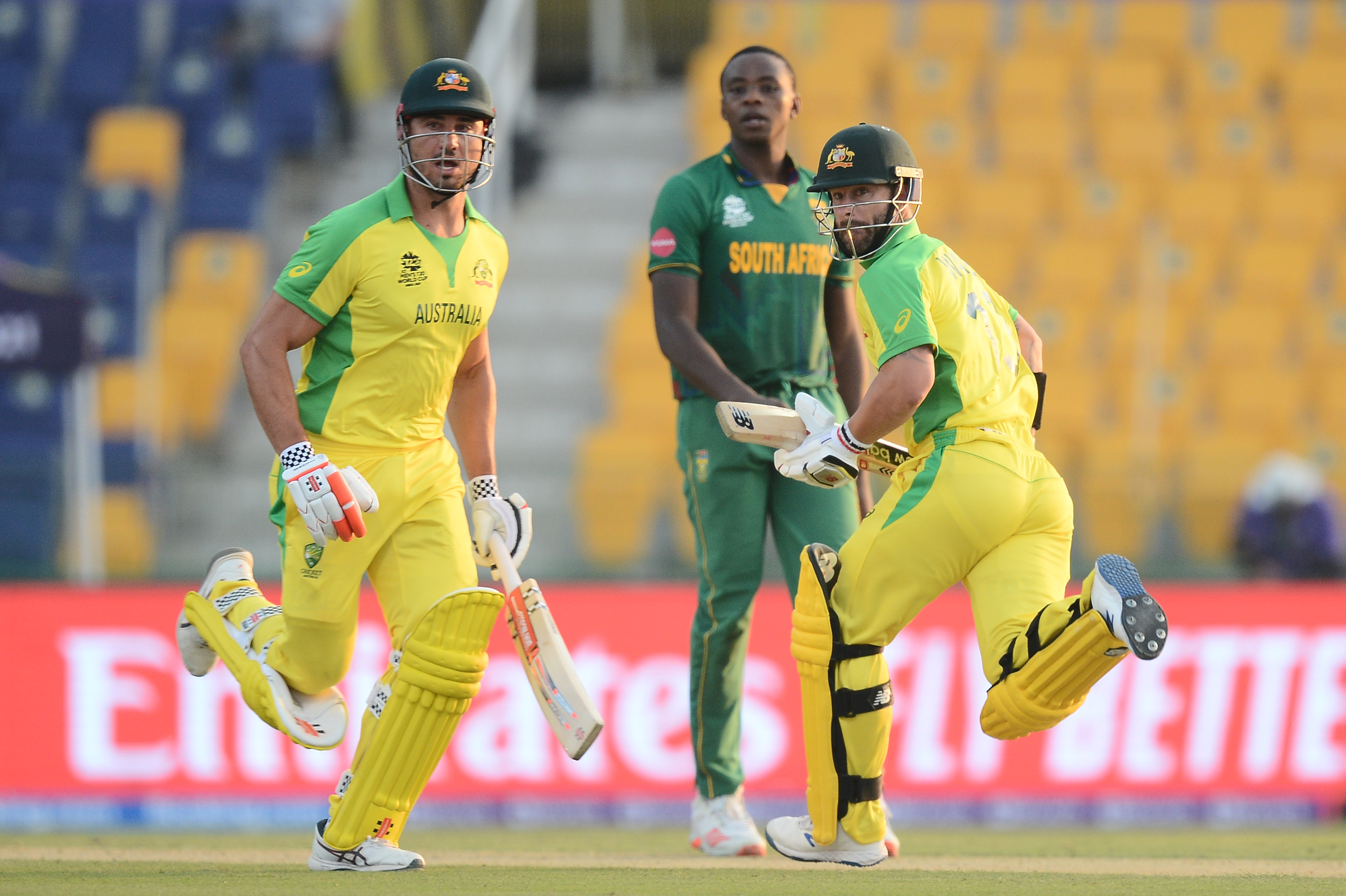 T20 World Cup: Australia make hard work of beating South Africa
