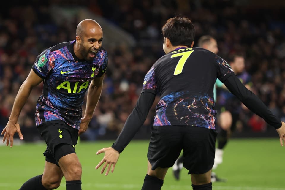 Tottenham’s Lucas Moura fears ‘hungry’ Manchester United after their Liverpool humiliation