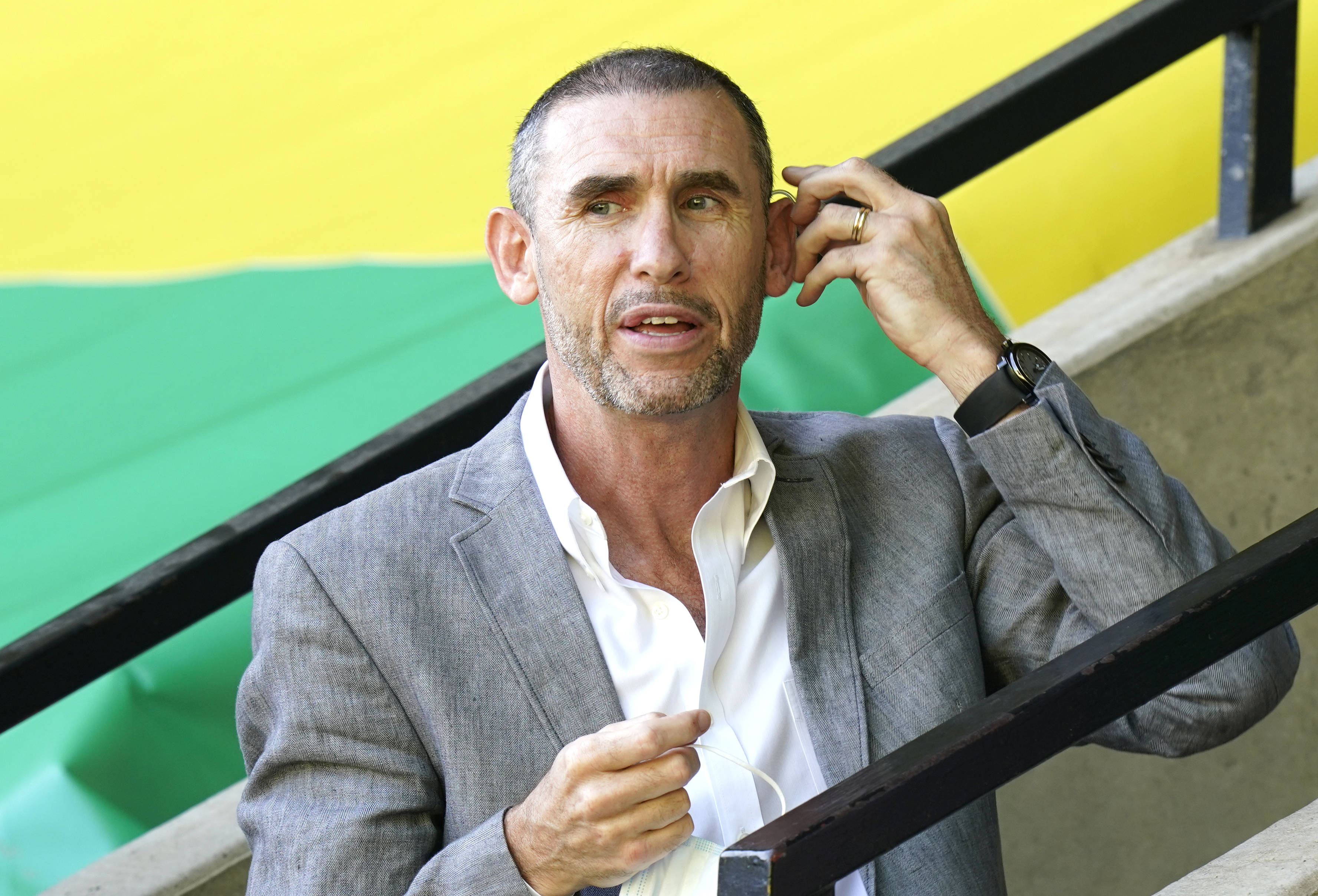 Michael Oliver sending Arsenal’s Gabriel Martinelli off a ‘moral issue’, says Martin Keown
