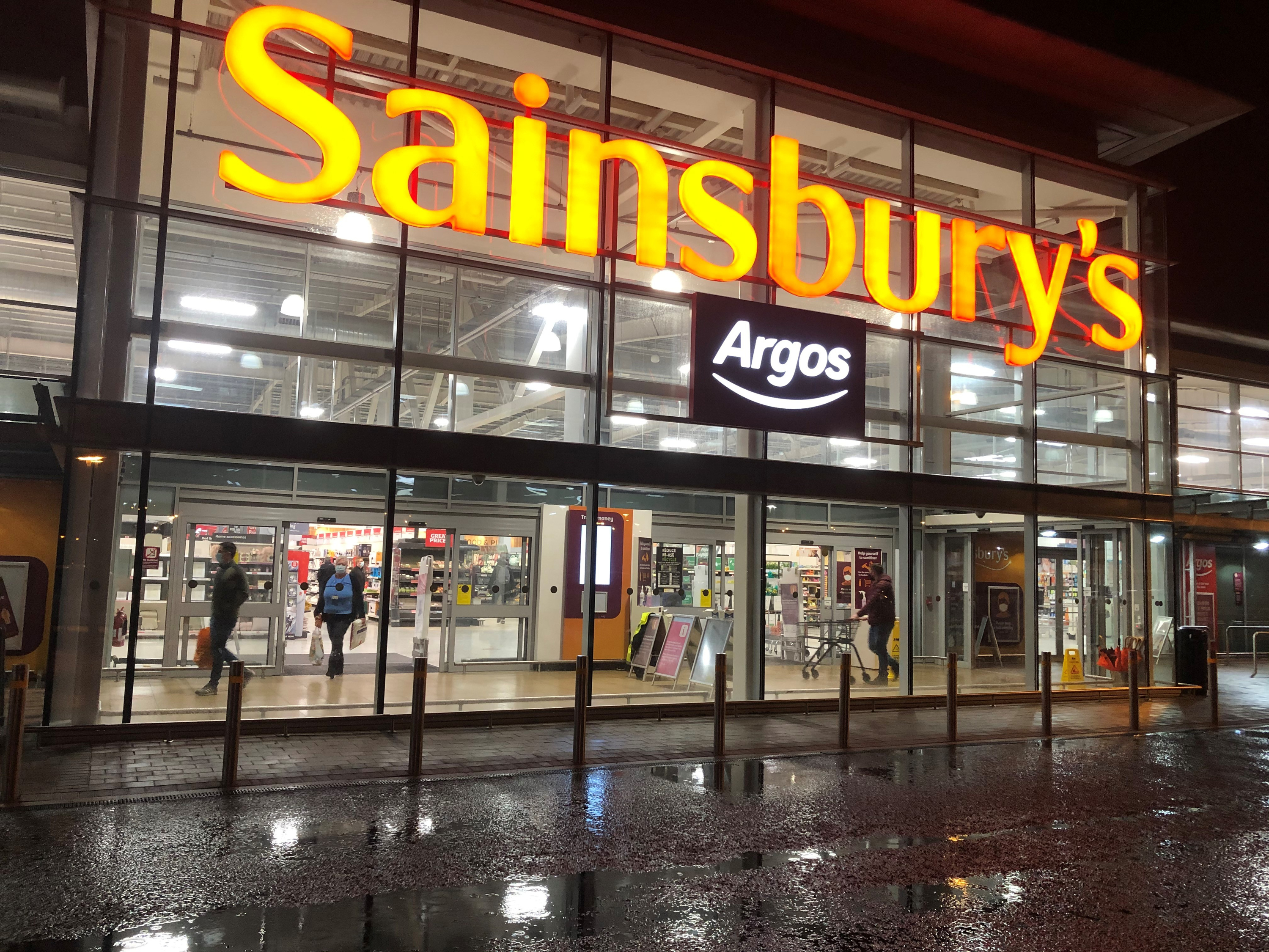 Sainsbury profits to jump after bumper Christmas