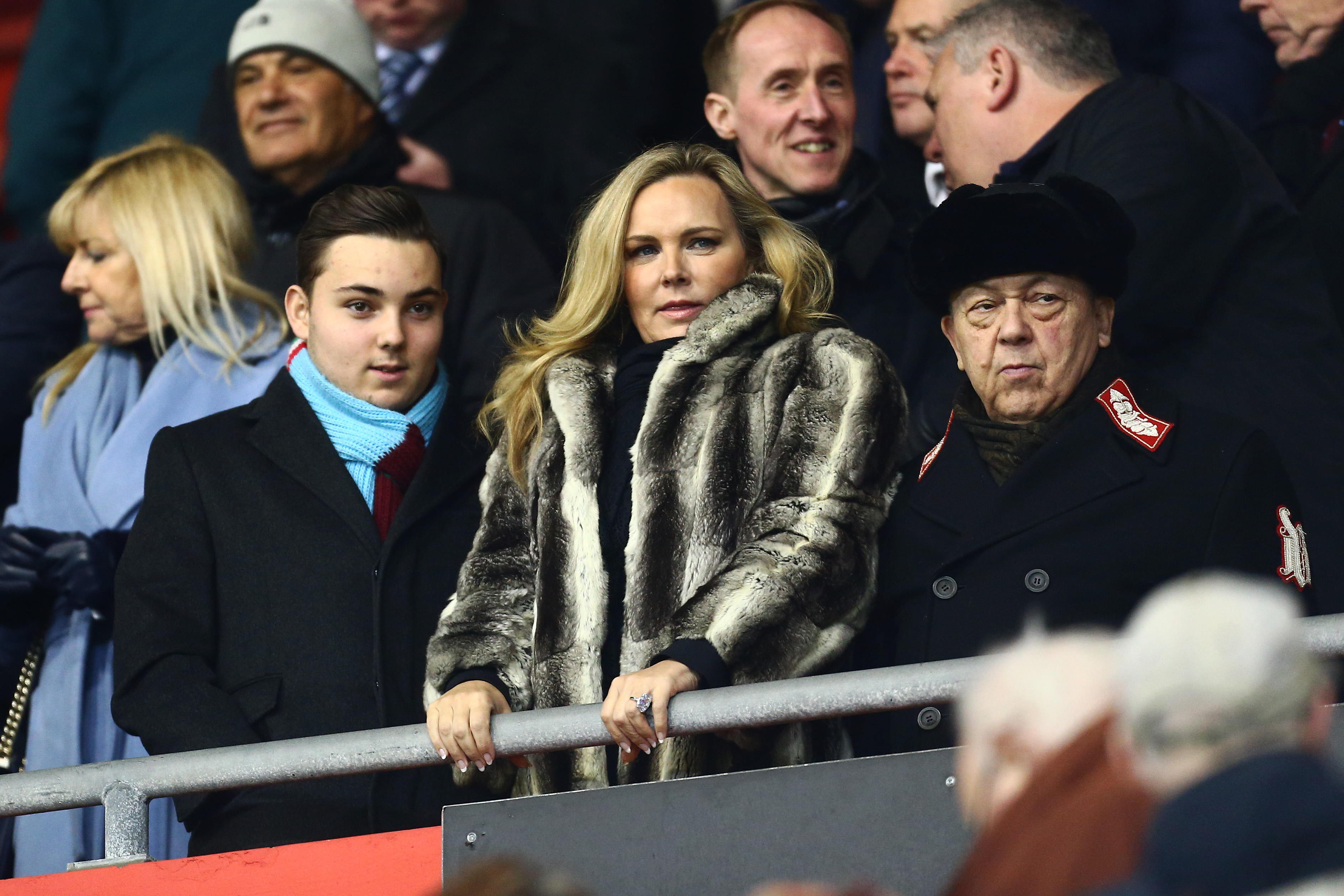  David Sullivan appoints sons to West Ham board amid reshuffle after arrival of billionaire Daniel Kretinsky