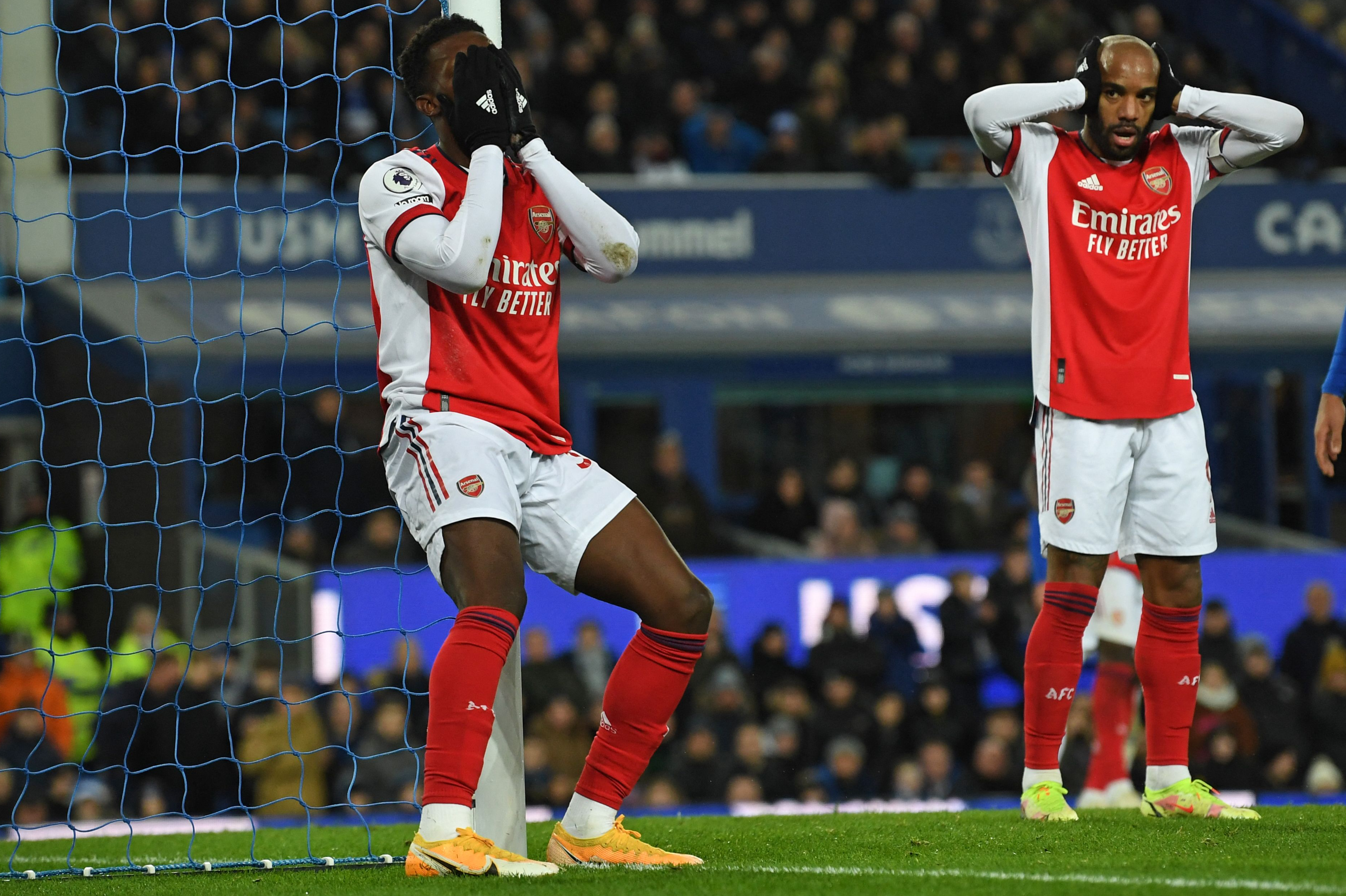 Arsenal suffer bleak night against Everton as Mikel Arteta again fails to solve team’s attacking woes