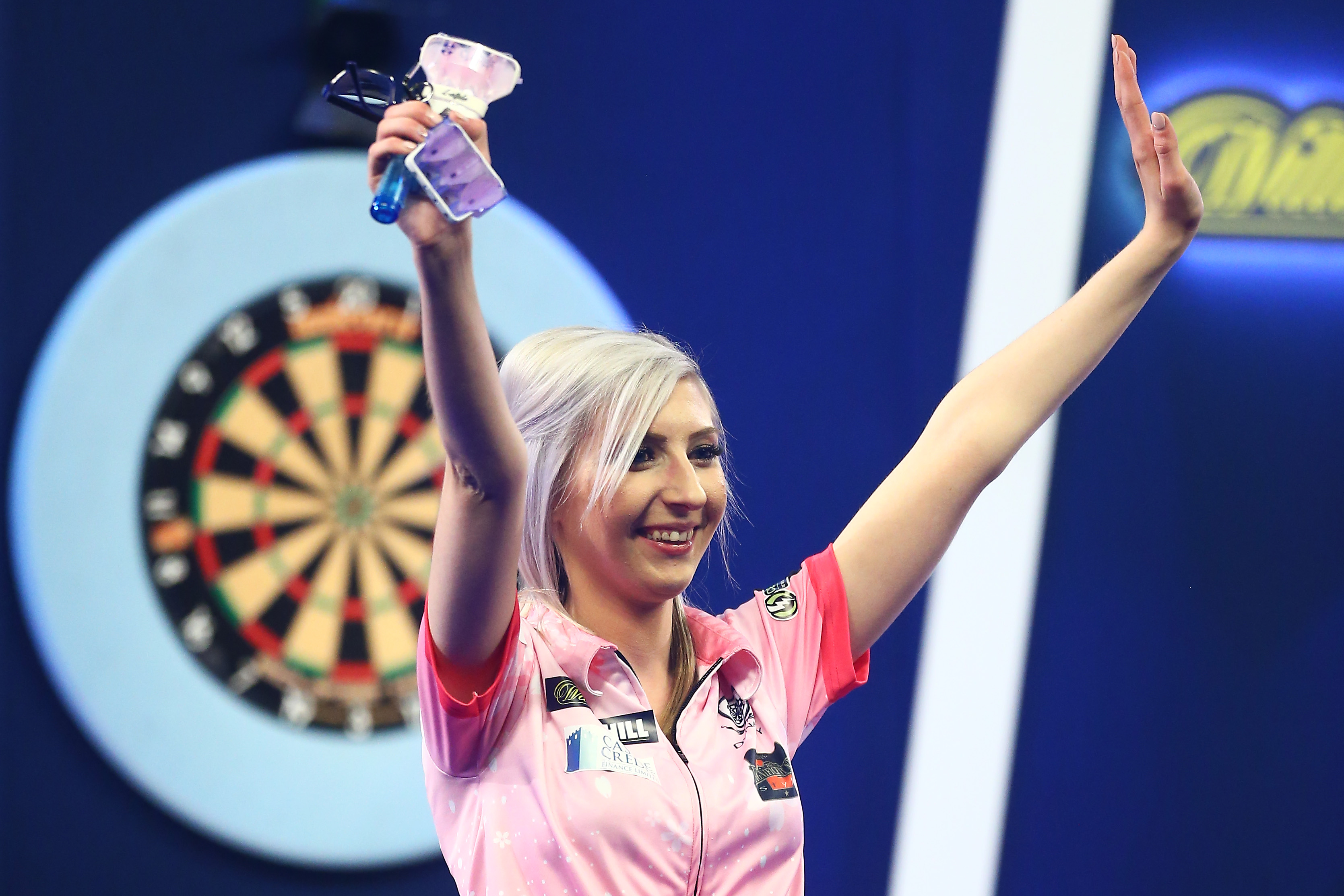 Fallon Sherrock plans to ‘play crowd like a yoyo’ to inspire another World Darts Championship dream run