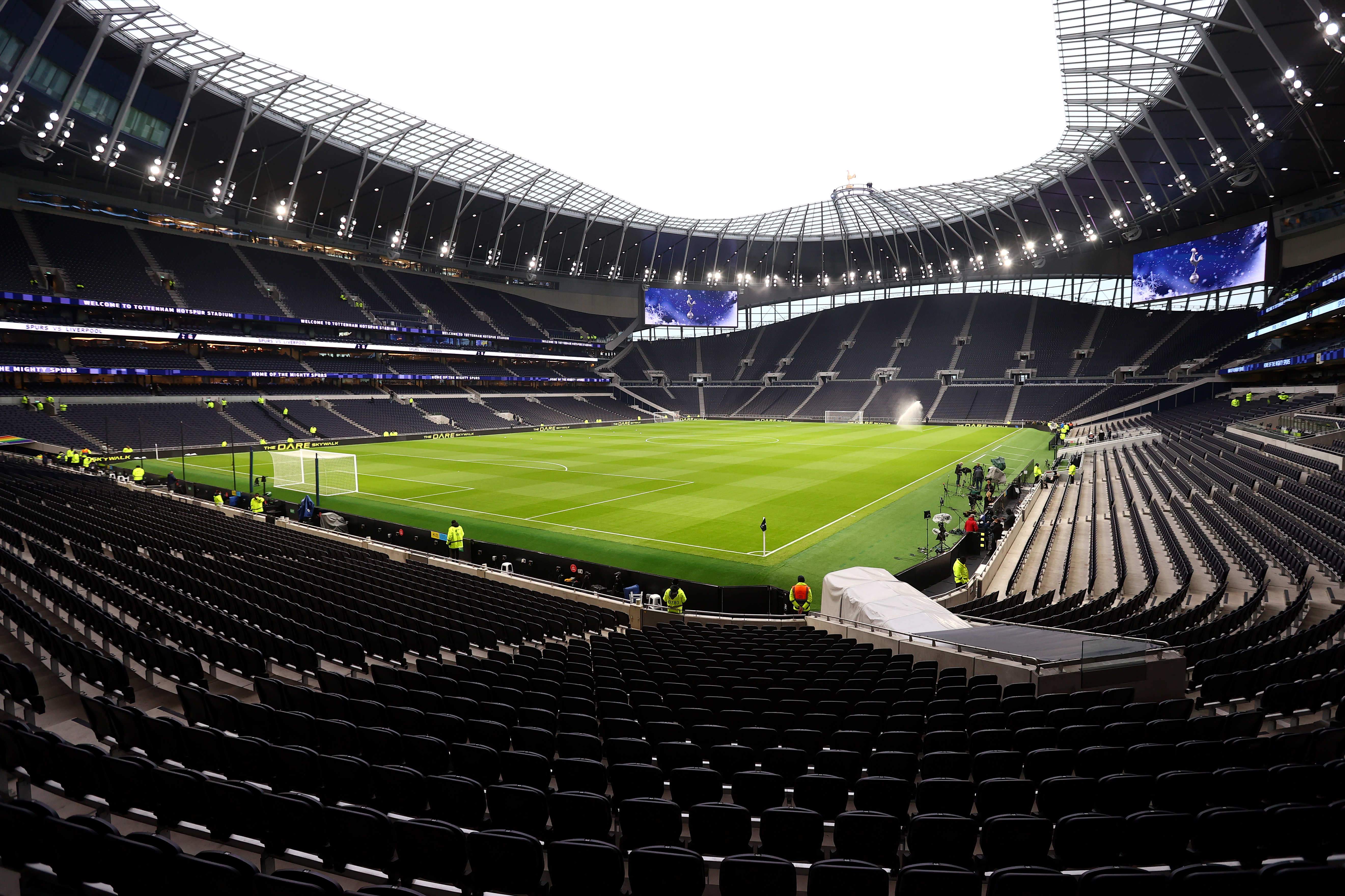 Tottenham condemn fans’ homophobic chanting during Carabao Cup tie at Chelsea
