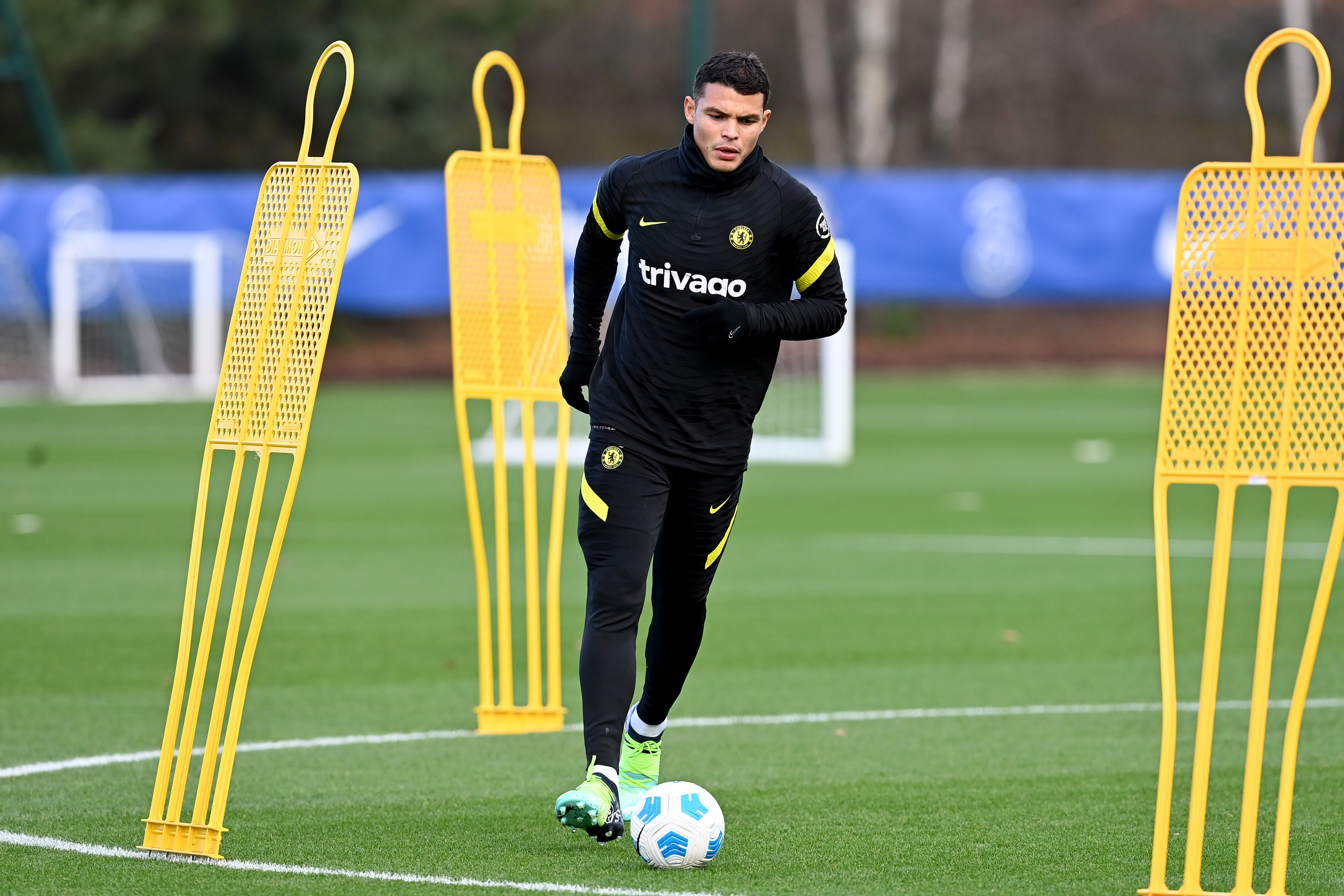 Chelsea news: Thomas Tuchel confirms N’Golo Kante and Thiago Silva have tested positive for Covid