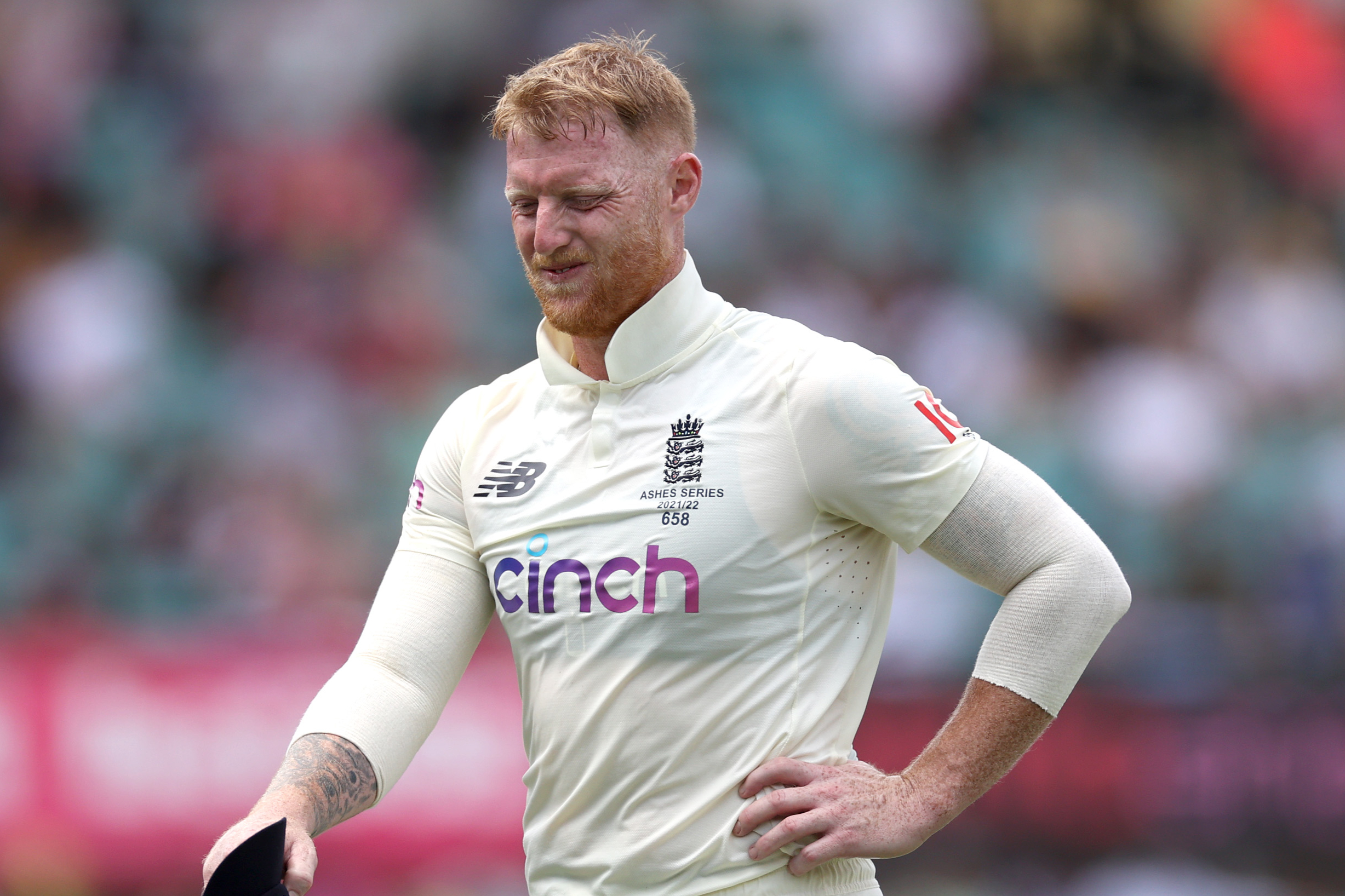 Ben Stokes injury: England face anxious wait as star all-rounder suffers side issue after short-ball barrage