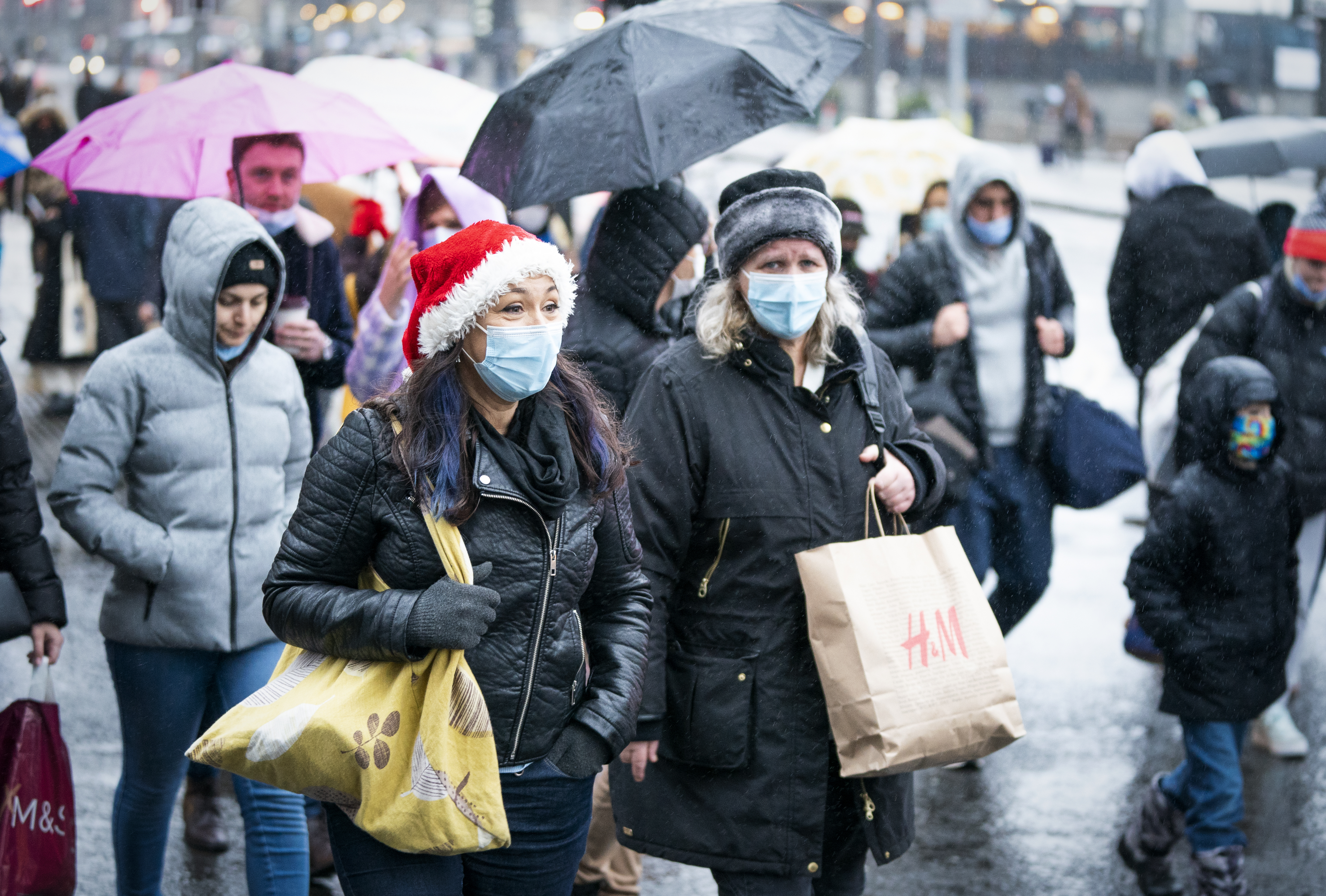 Christmas cheer for the High Street as Brits splashed out