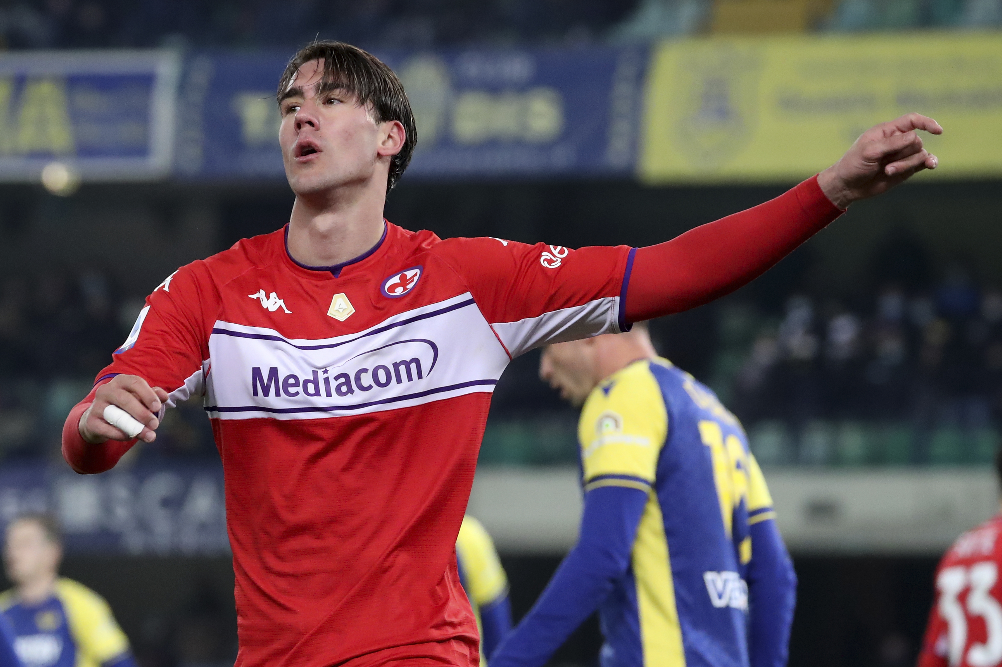 Transfer news LIVE! Vlahovic to Arsenal latest; Tielemans; Traore to Tottenham; Ronaldo, Haaland updates