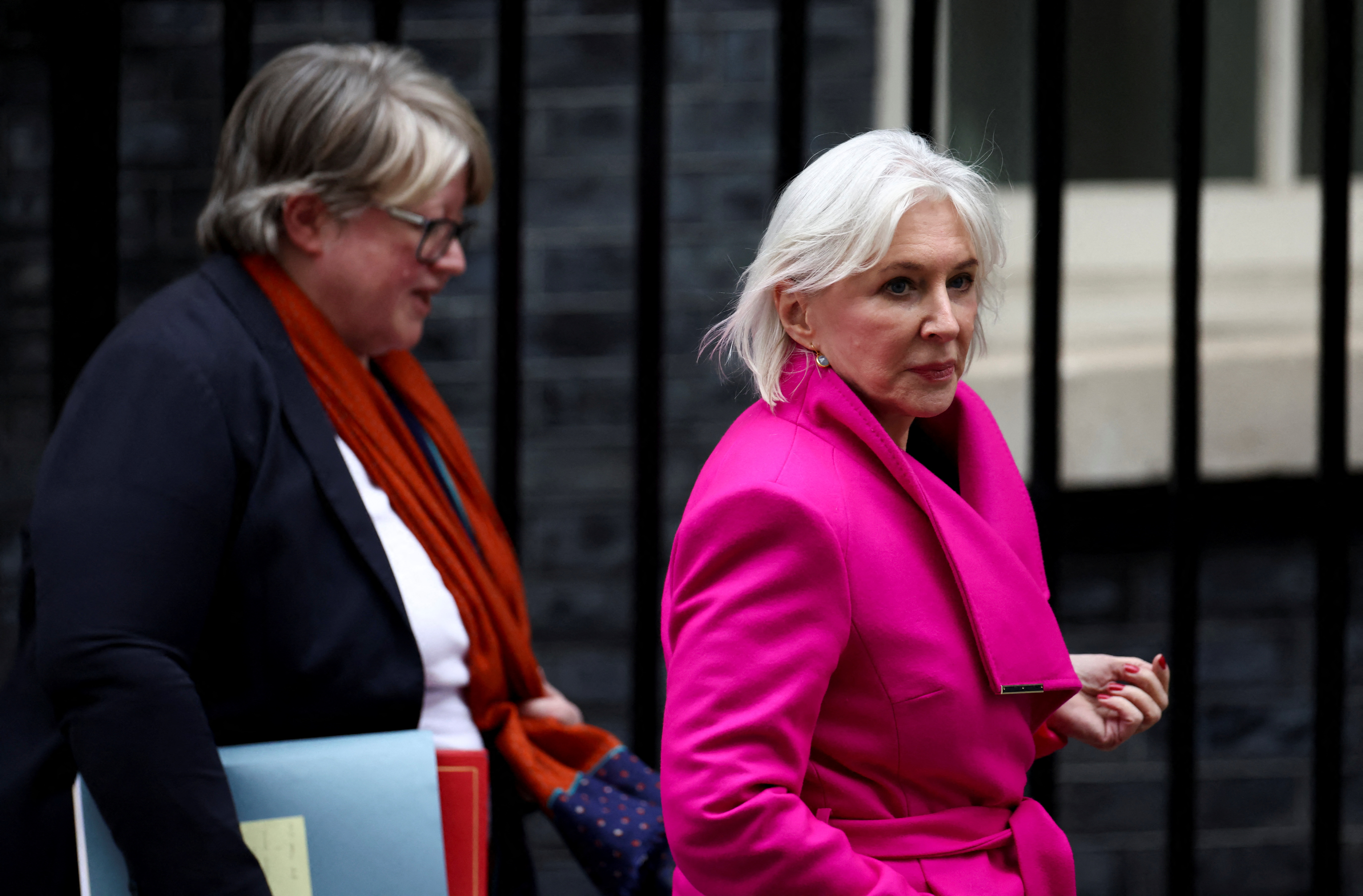 Weekly cabinet meeting in London