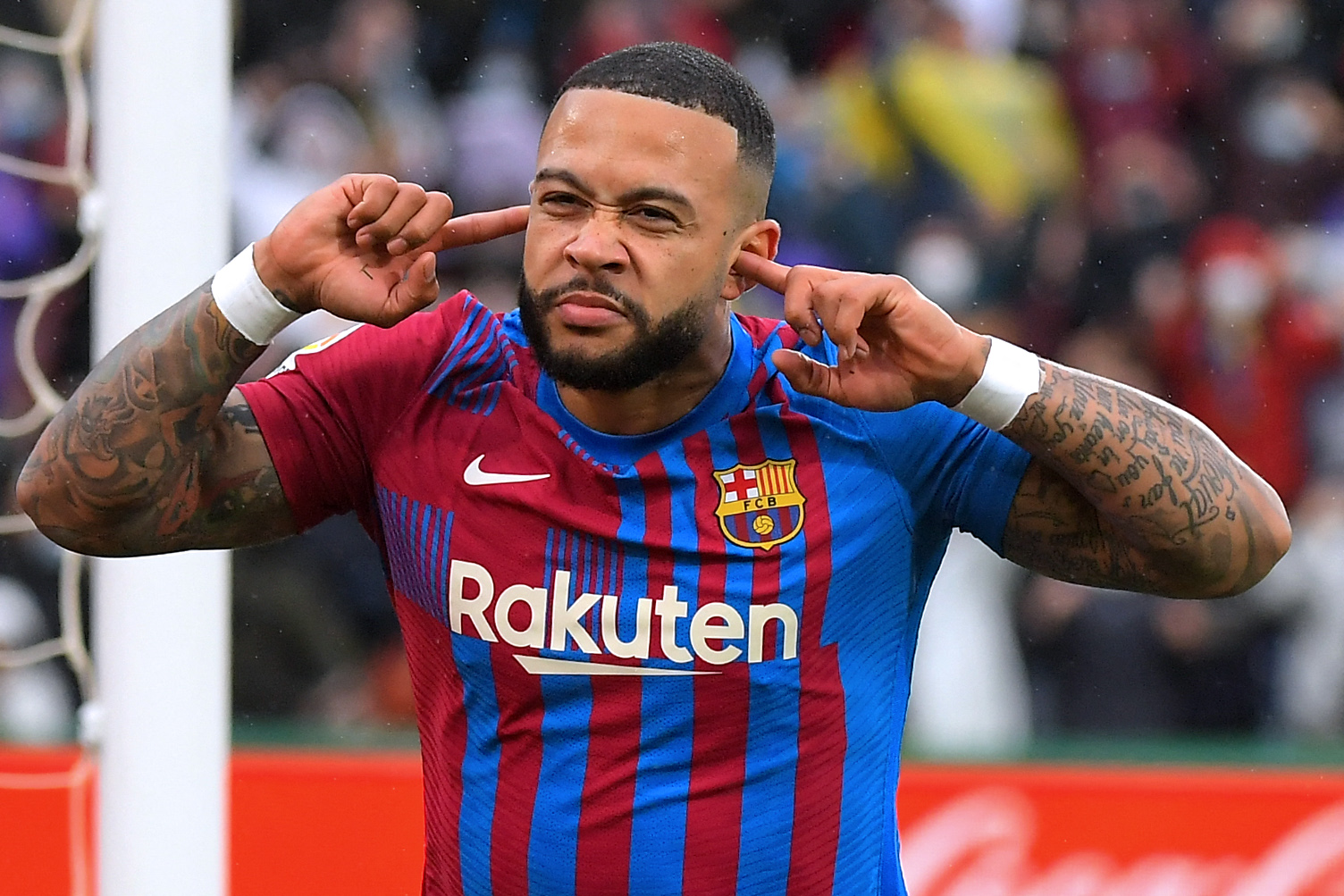 Tottenham transfer news and rumours: £17m Depay enquiry; Djed Spence imminent; Lenglet latest