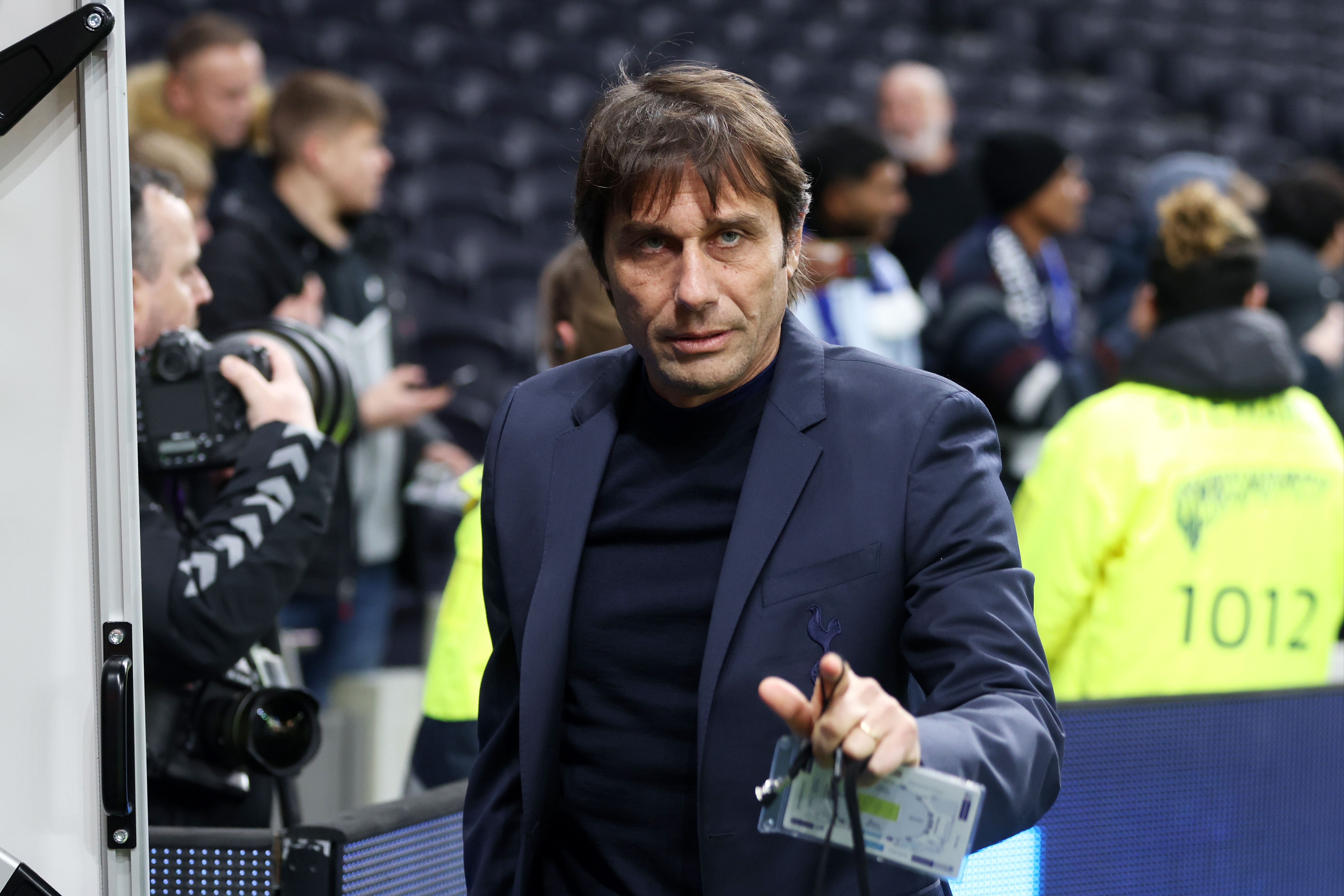 Manchester United clash gives Tottenham chance to end boom-and-bust cycle 