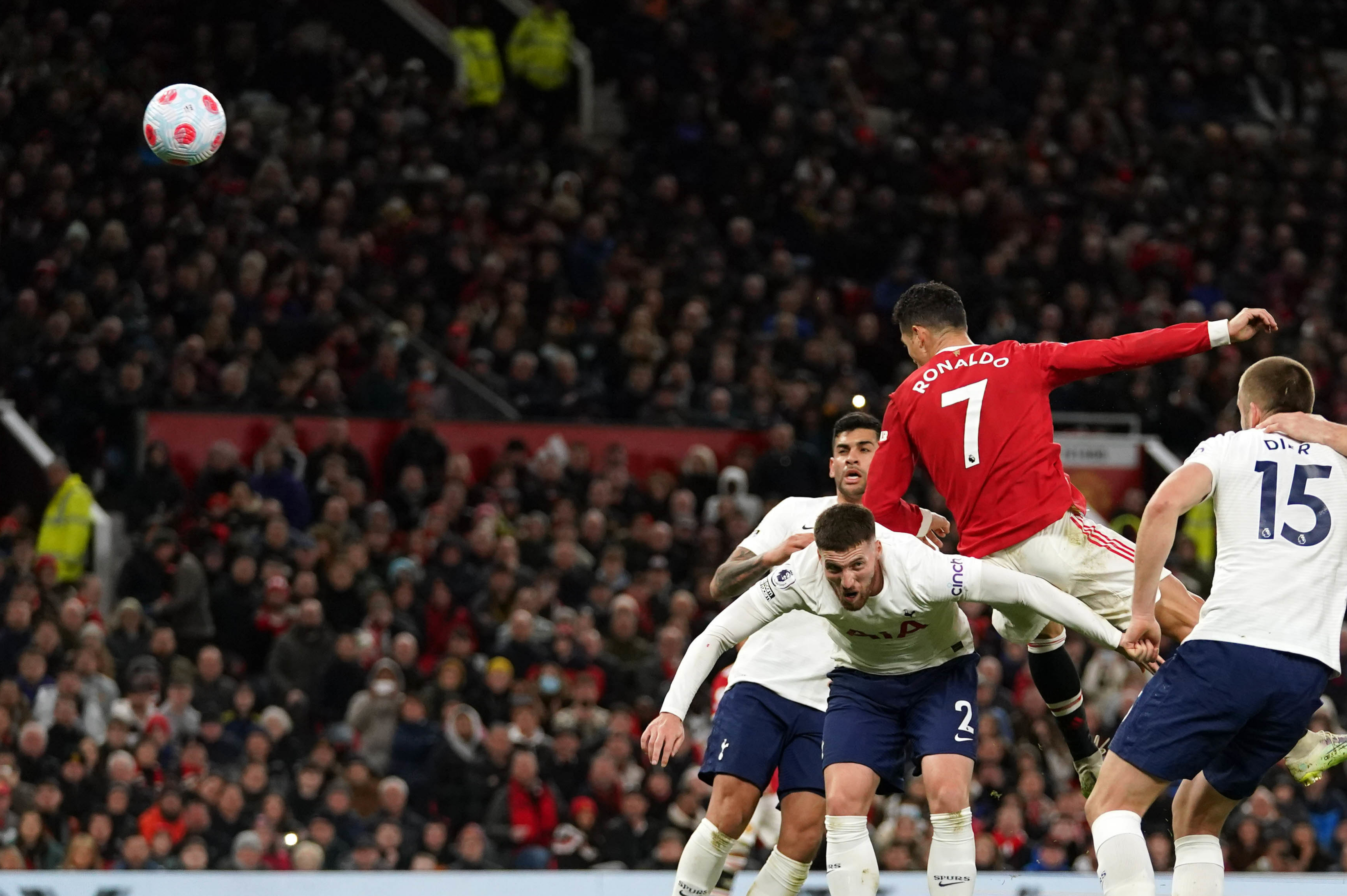 Manchester United v Tottenham Hotspur - Premier League - Old Trafford
