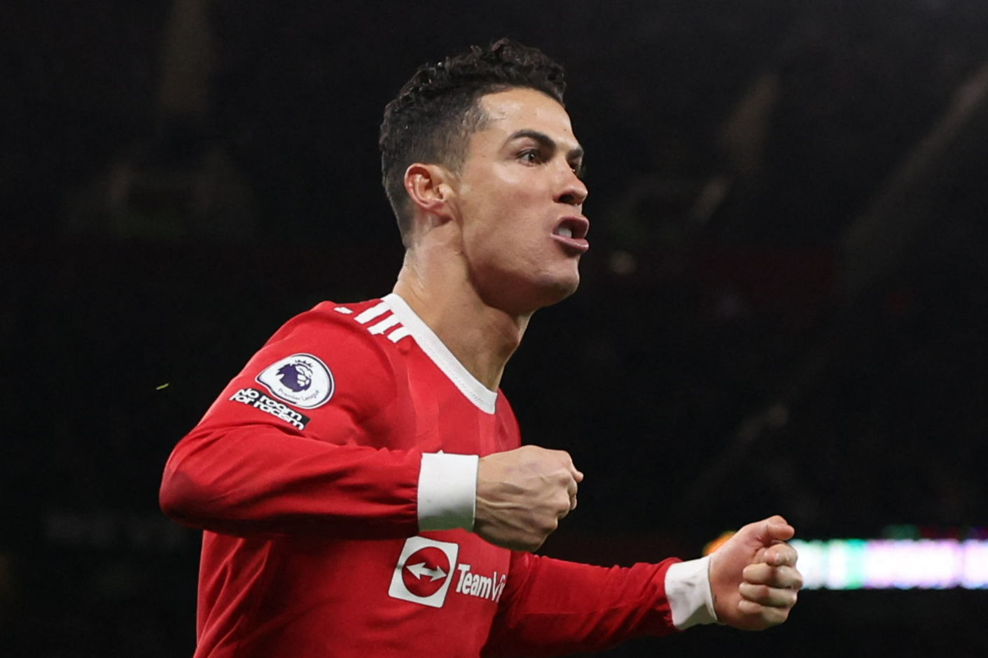 Manchester United 3-2 Tottenham: Cristiano Ronaldo hits magnificent hat-trick to down top-four rivals