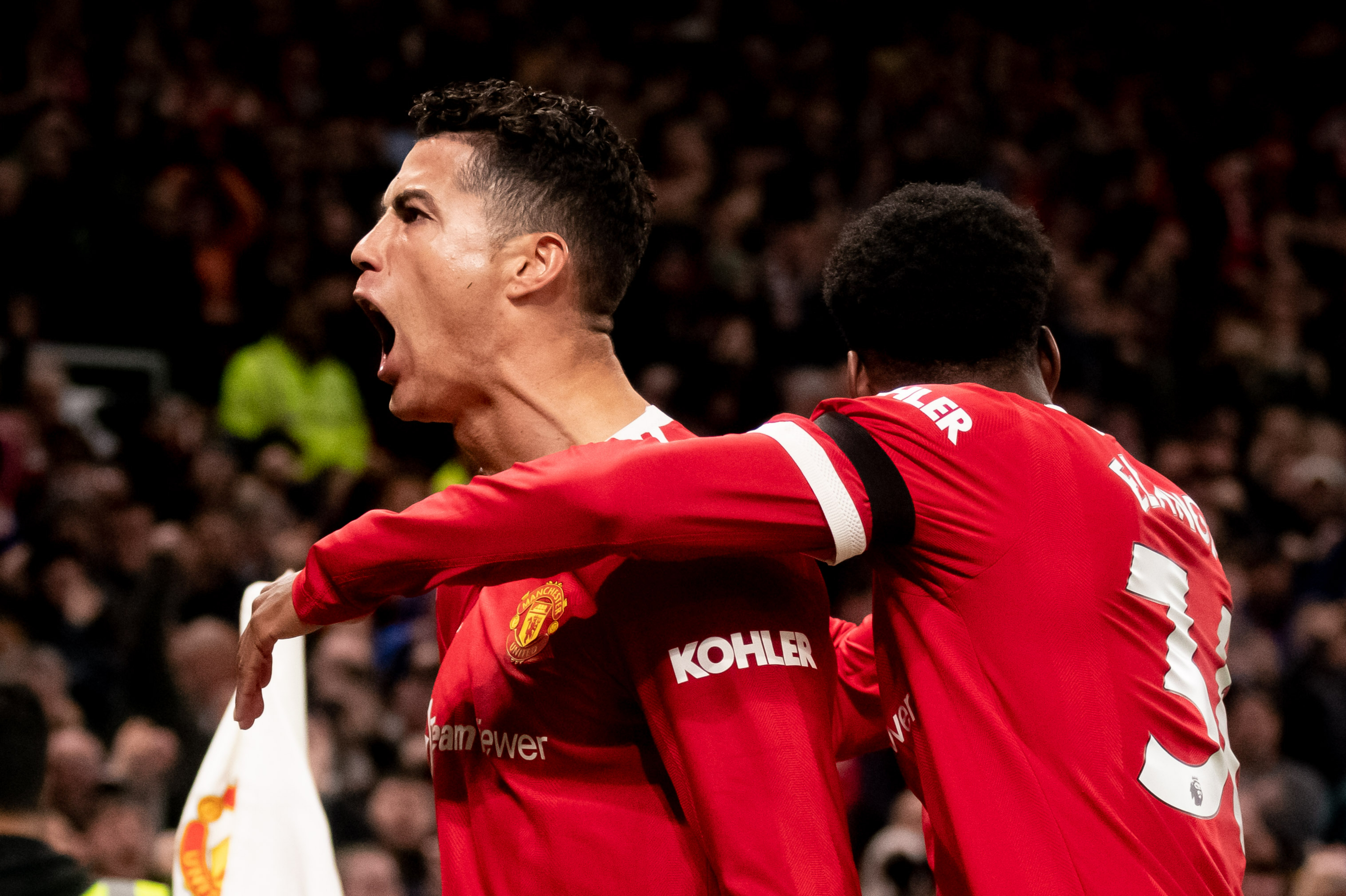 Manchester United v Tottenham Hotspur - Premier League
