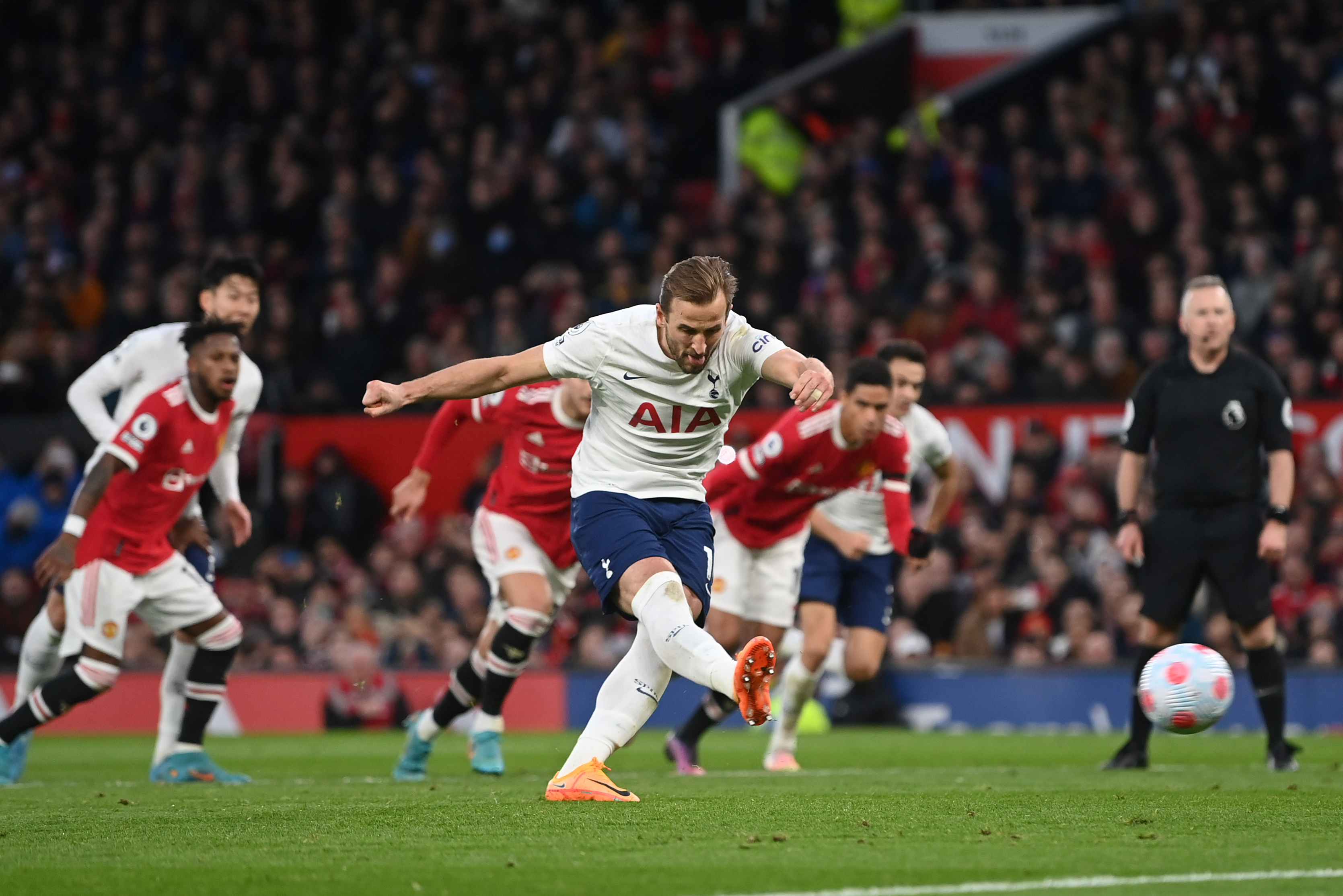 Jan Vertonghen labels Harry Kane as the ‘best penalty taker in the world’ after Tottenham goal