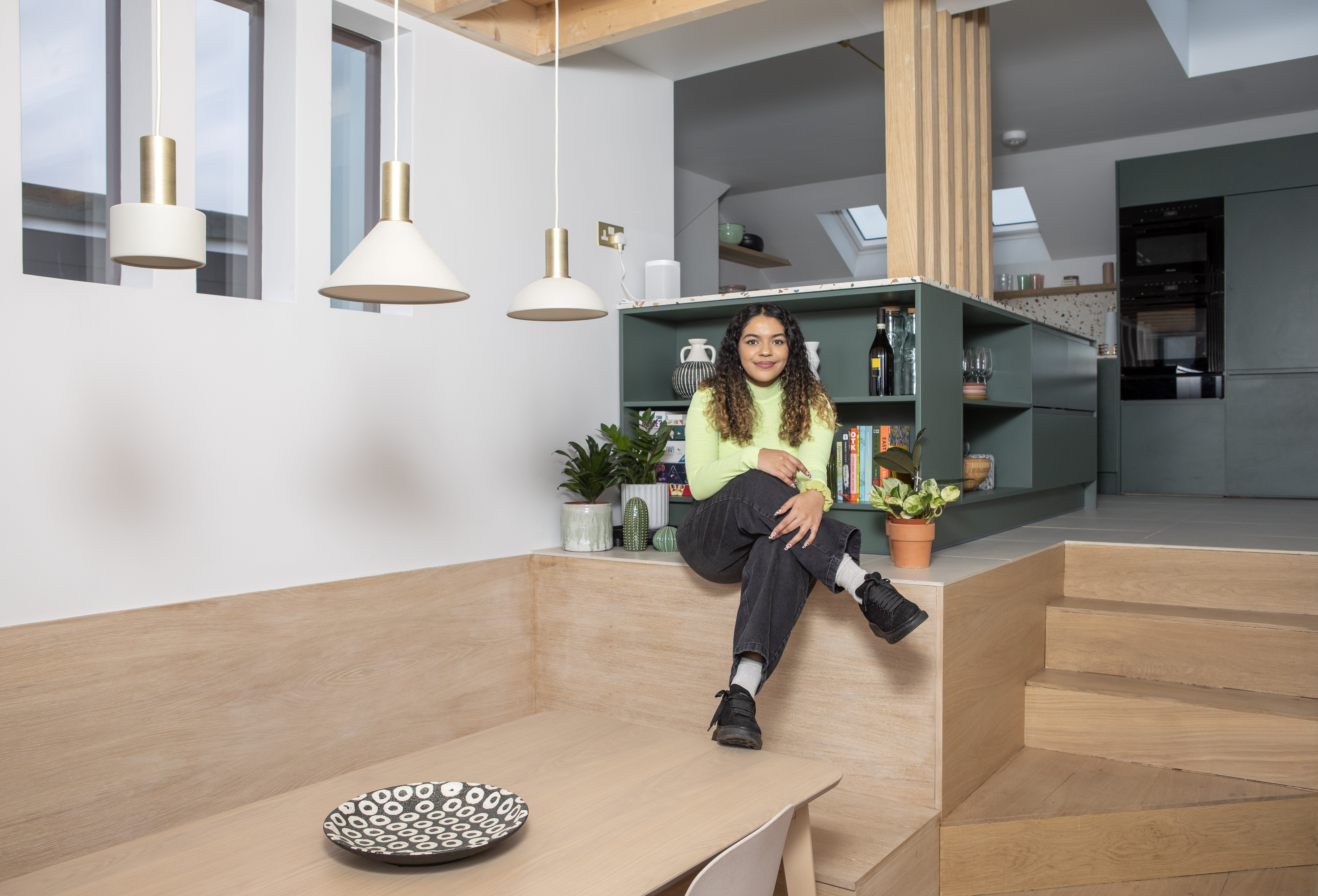 How one London first-time buyer turned a ‘nightmare of beige’ into her dream home  — with more than a little help from dad