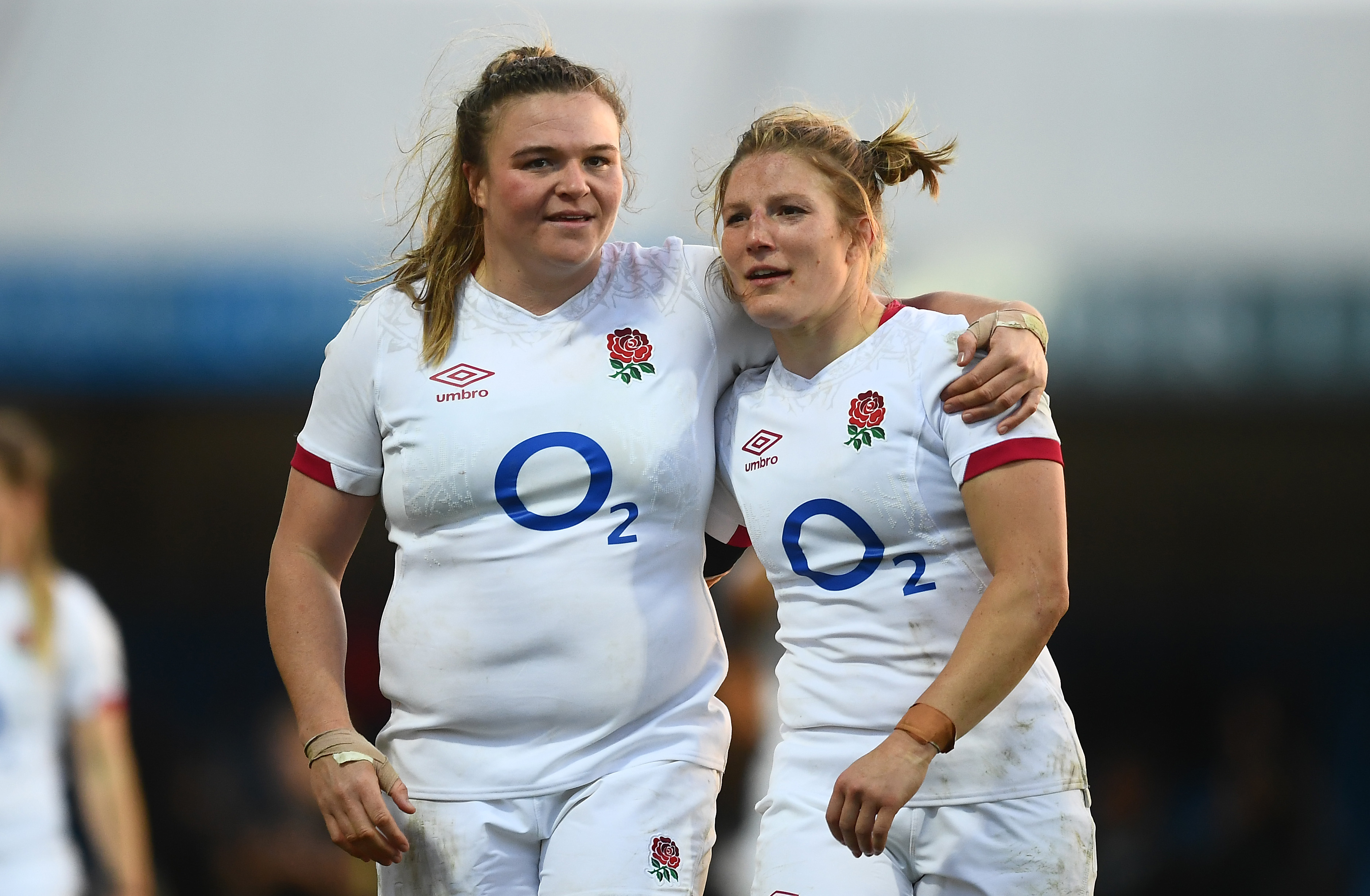 Italy 0-74 England: Lydia Thompson scores hat-trick as Red Roses cruise to huge Women’s Six Nations victory