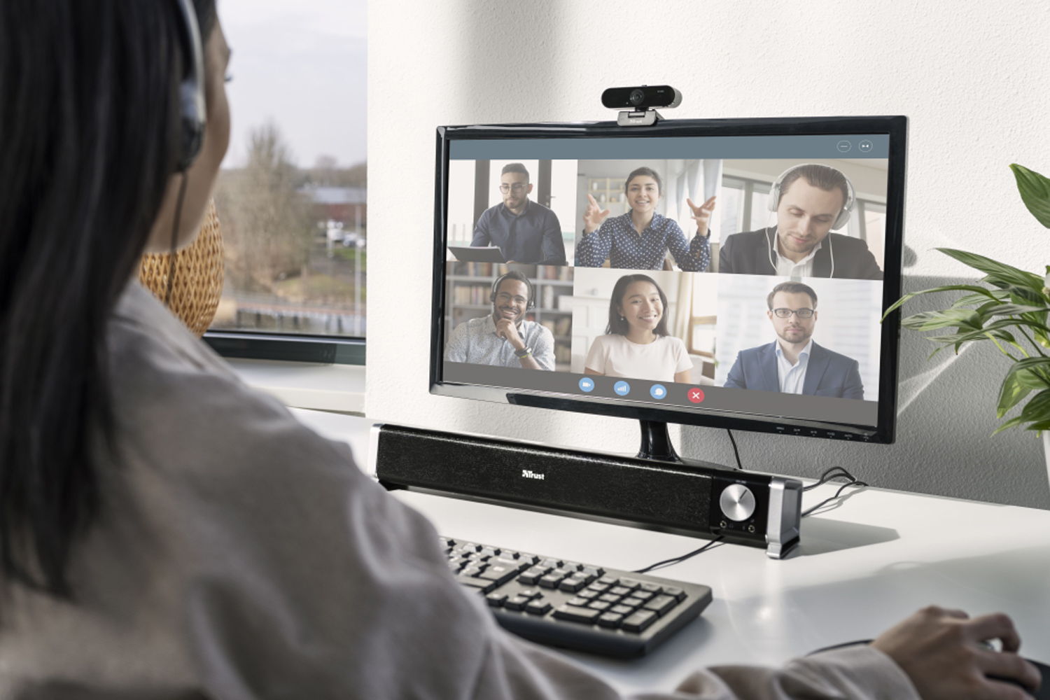 Best webcams to crush video calls and conferences