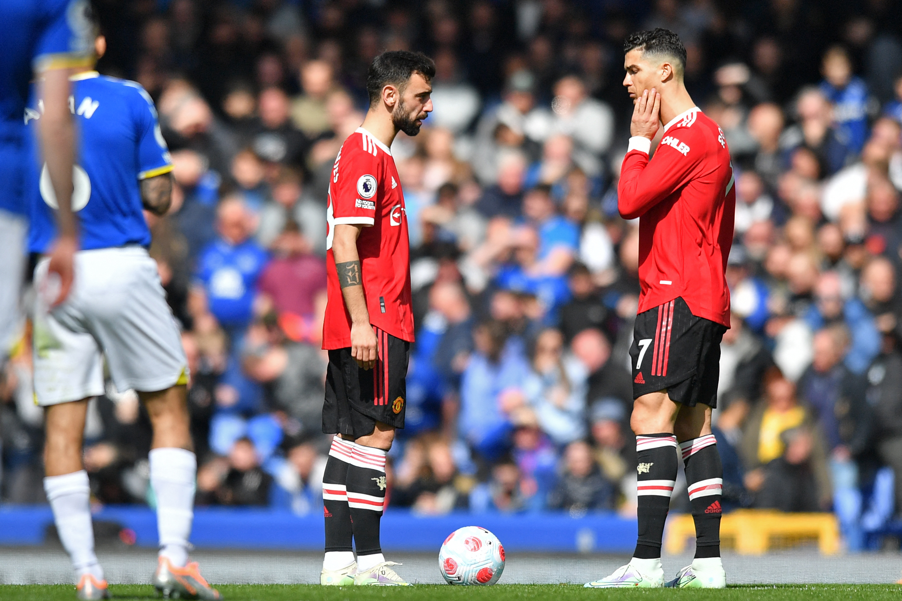 Everton 1-0 Manchester United: Toffees secure vital win to boost survival hopes