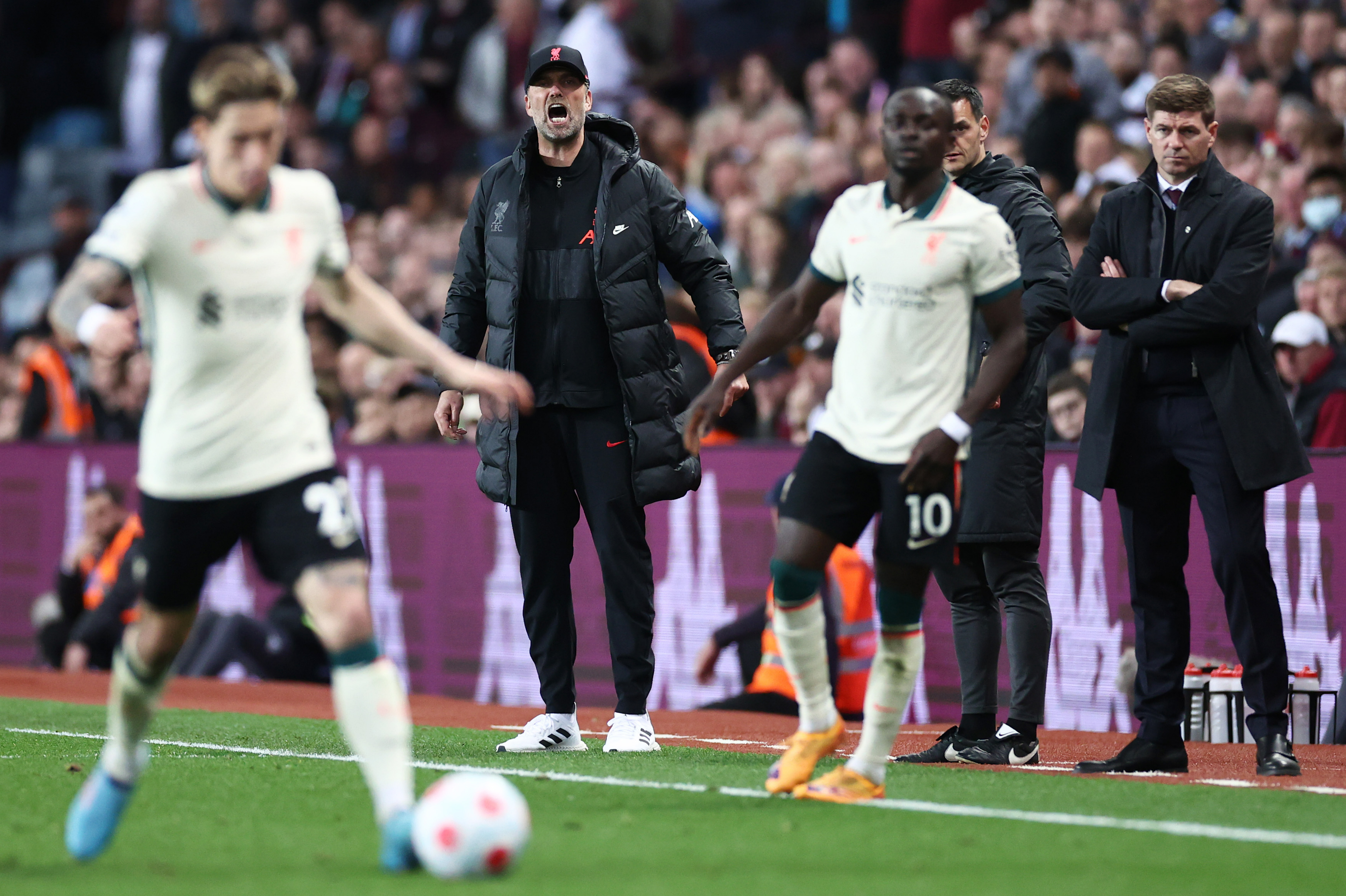 Erling Haaland: Jurgen Klopp says ‘beast’ will ‘unfortunately’ make Manchester City ‘a lot’ better