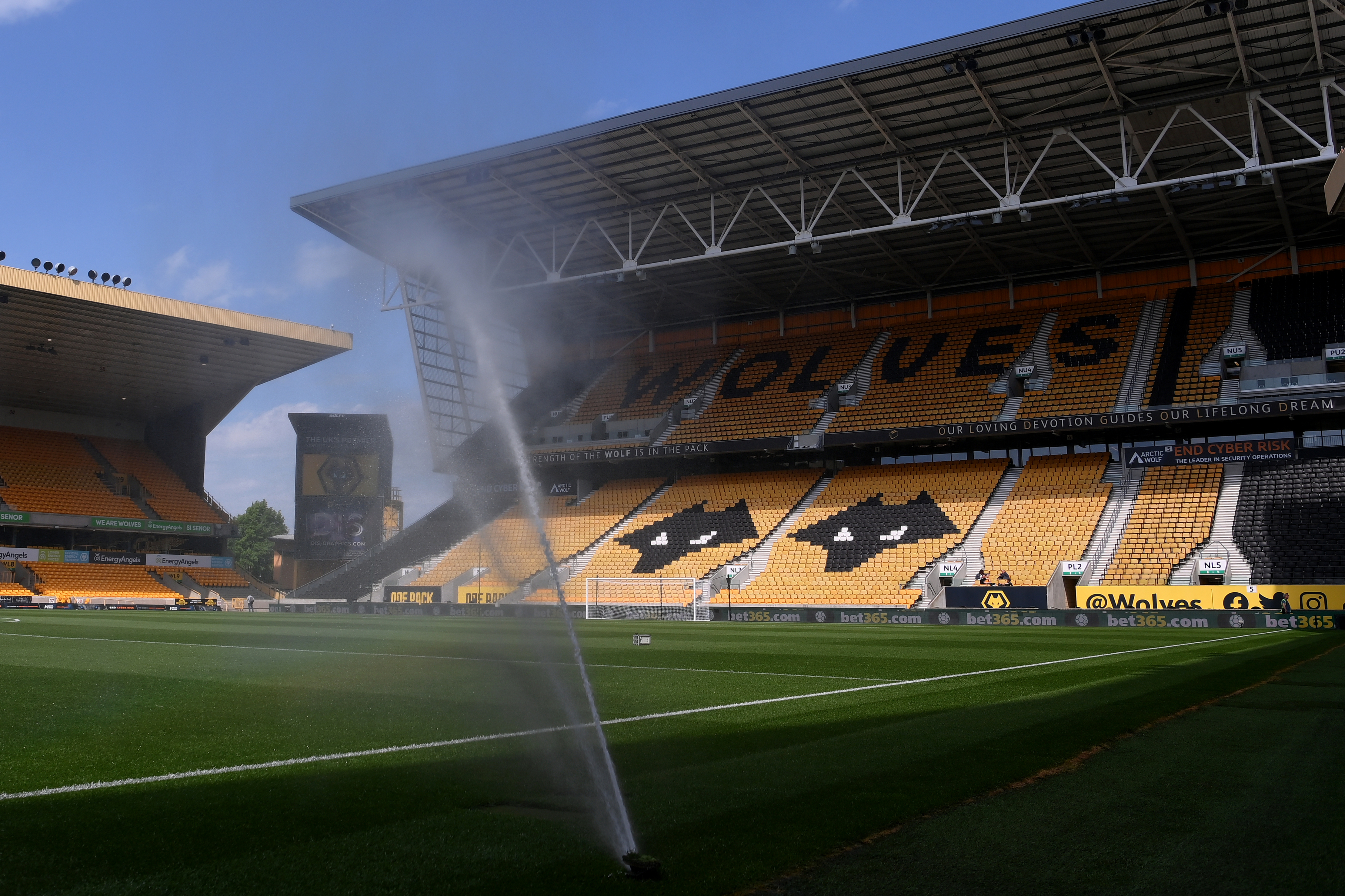 England vs Italy: Crowd of 2,000 children expected for behind-closed-doors Nations League clash at Molineux