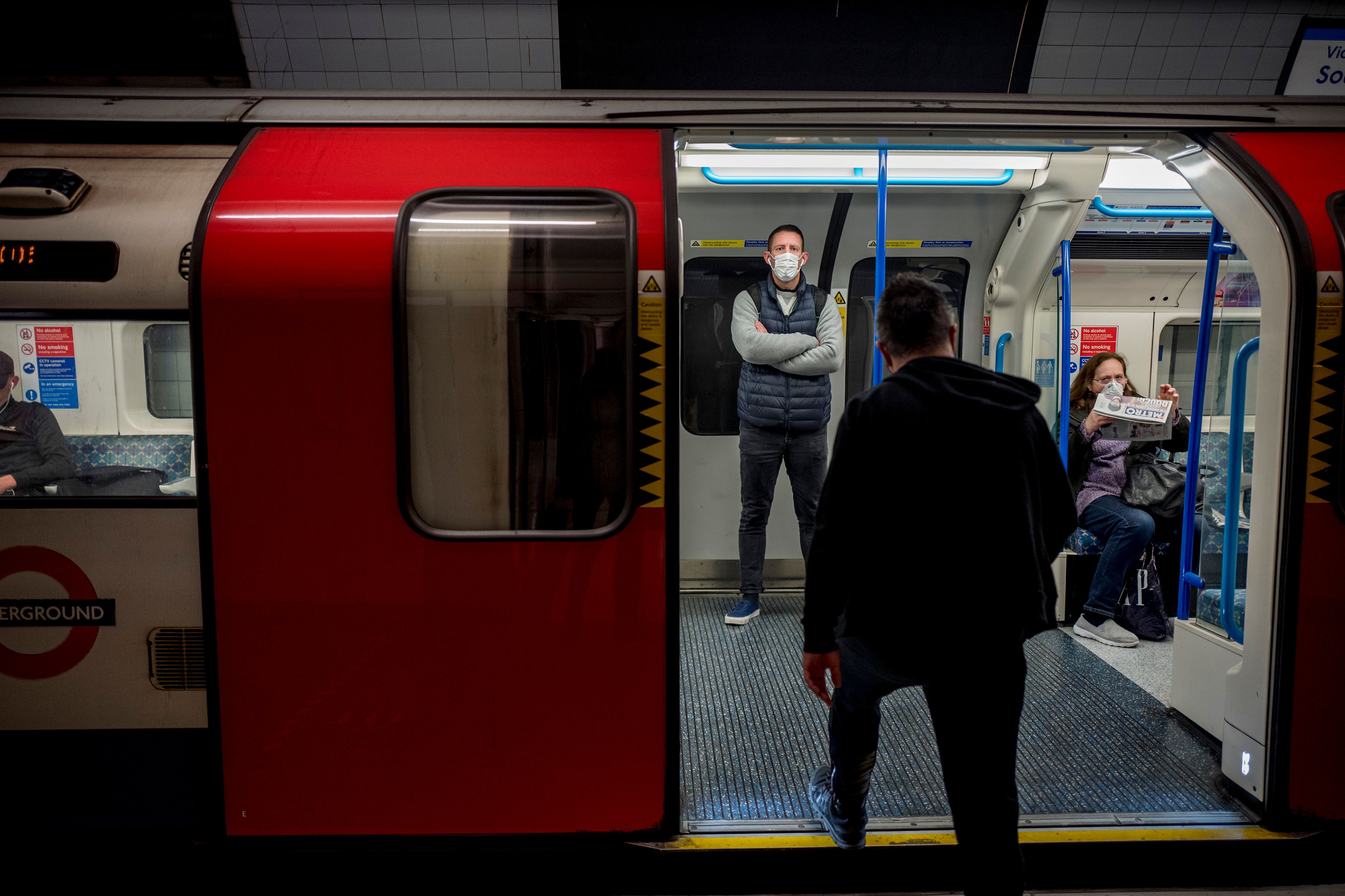Commuters on a Victoria line train