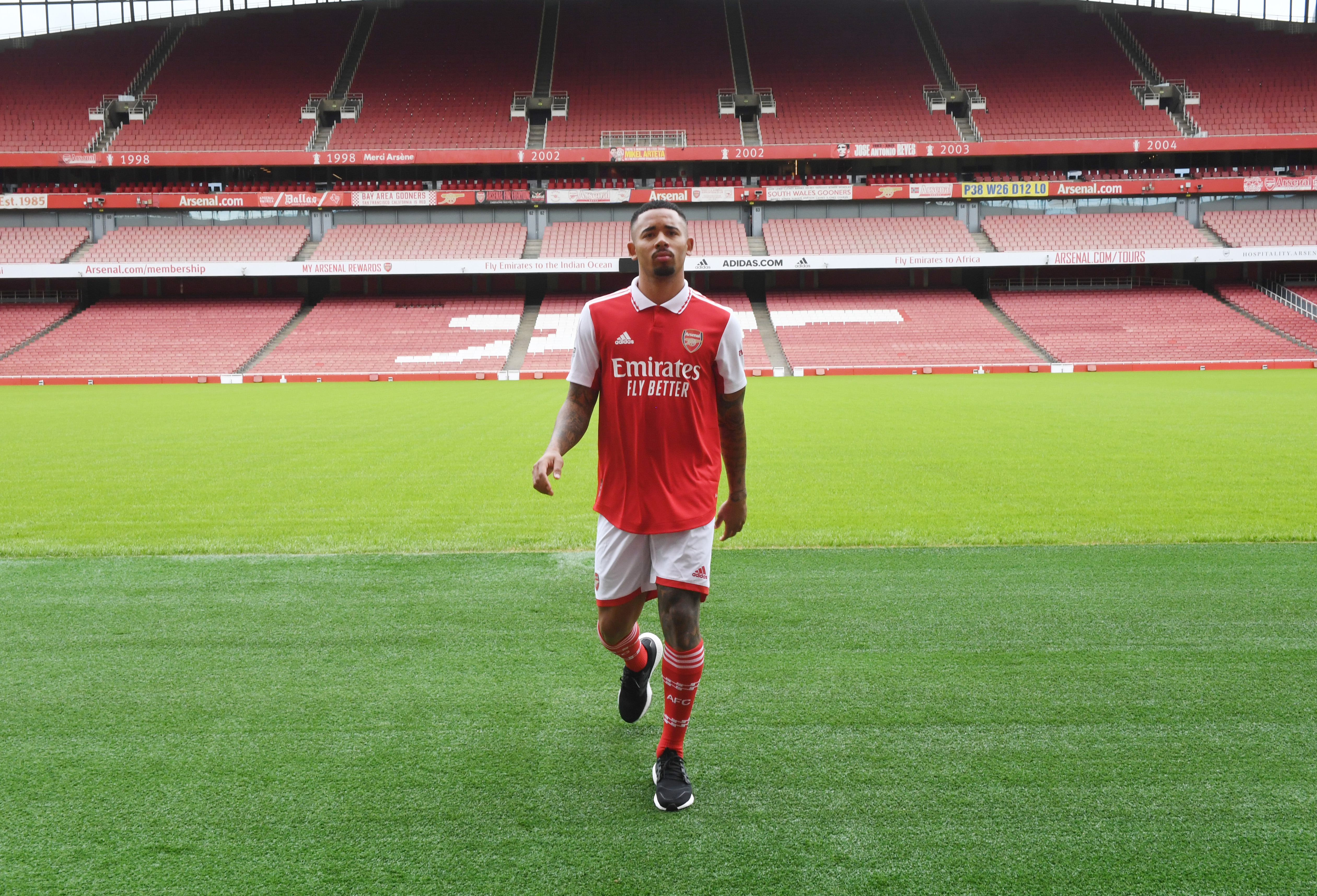 Gabriel Jesus on favourite position and Mikel Arteta admiration in first Arsenal interview
