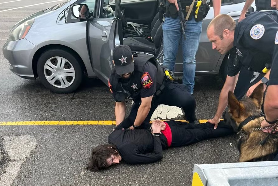 Suspect arrested after six killed in July 4 parade attack
