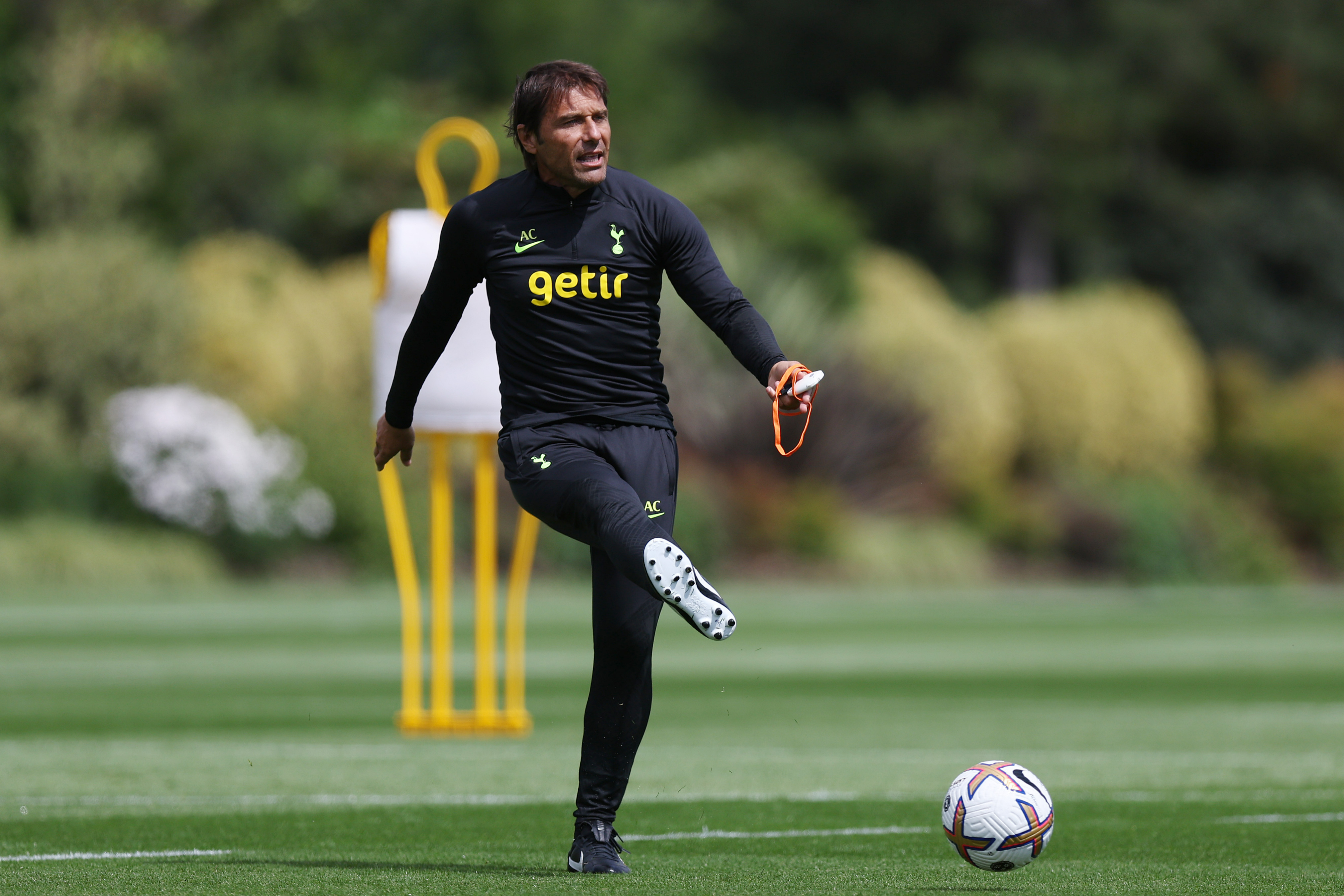 Antonio Conte in ruthless Tottenham decision as squad jet out for South Korea tour