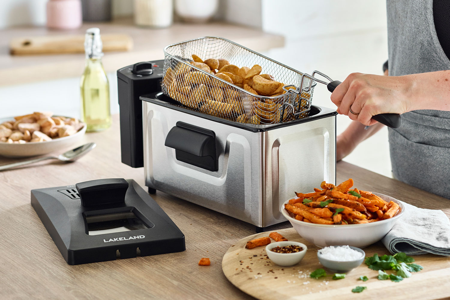 Best deep fat fryers for great tasting chips and fried food at home