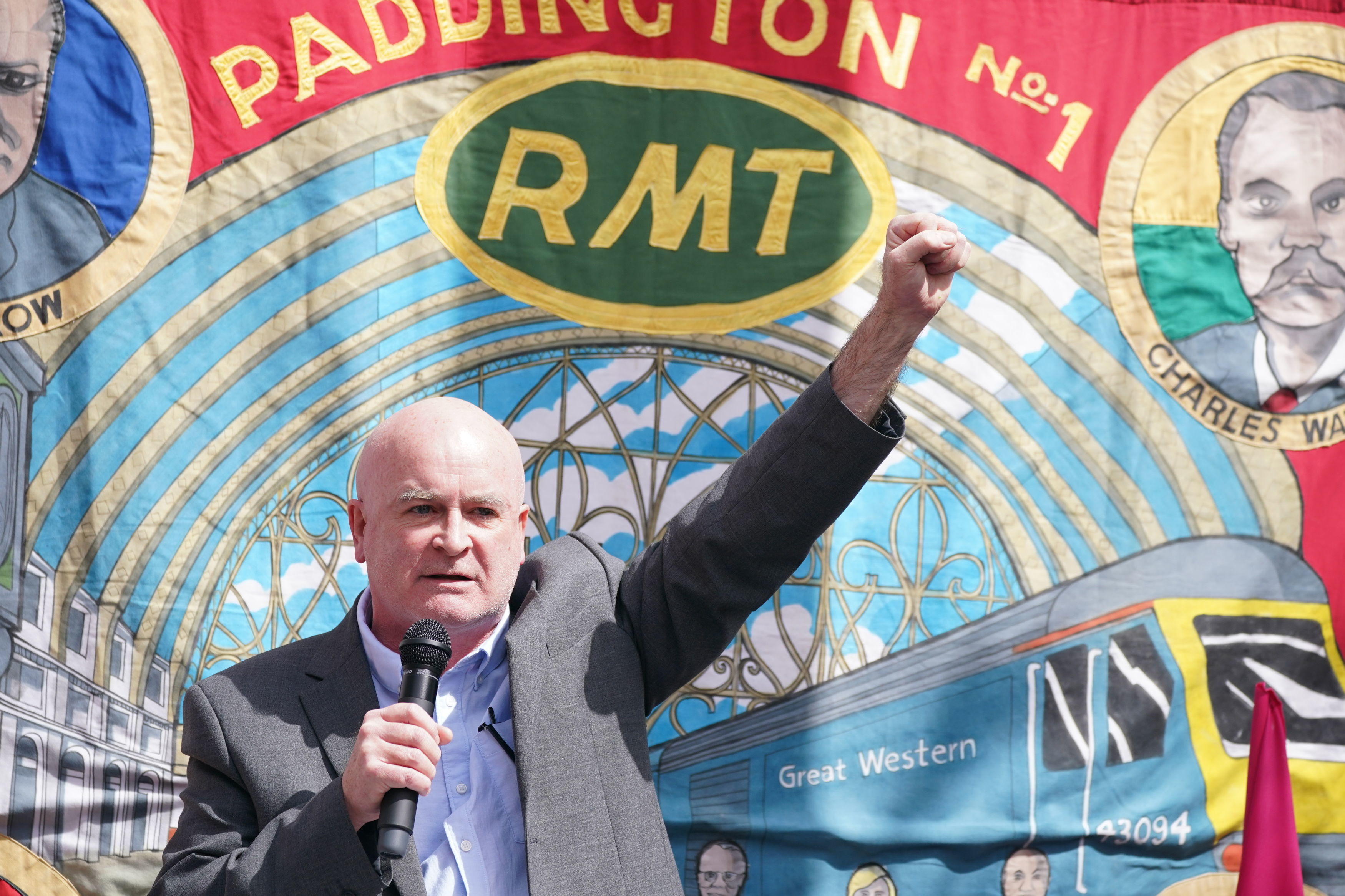 Rail and Tube strikes