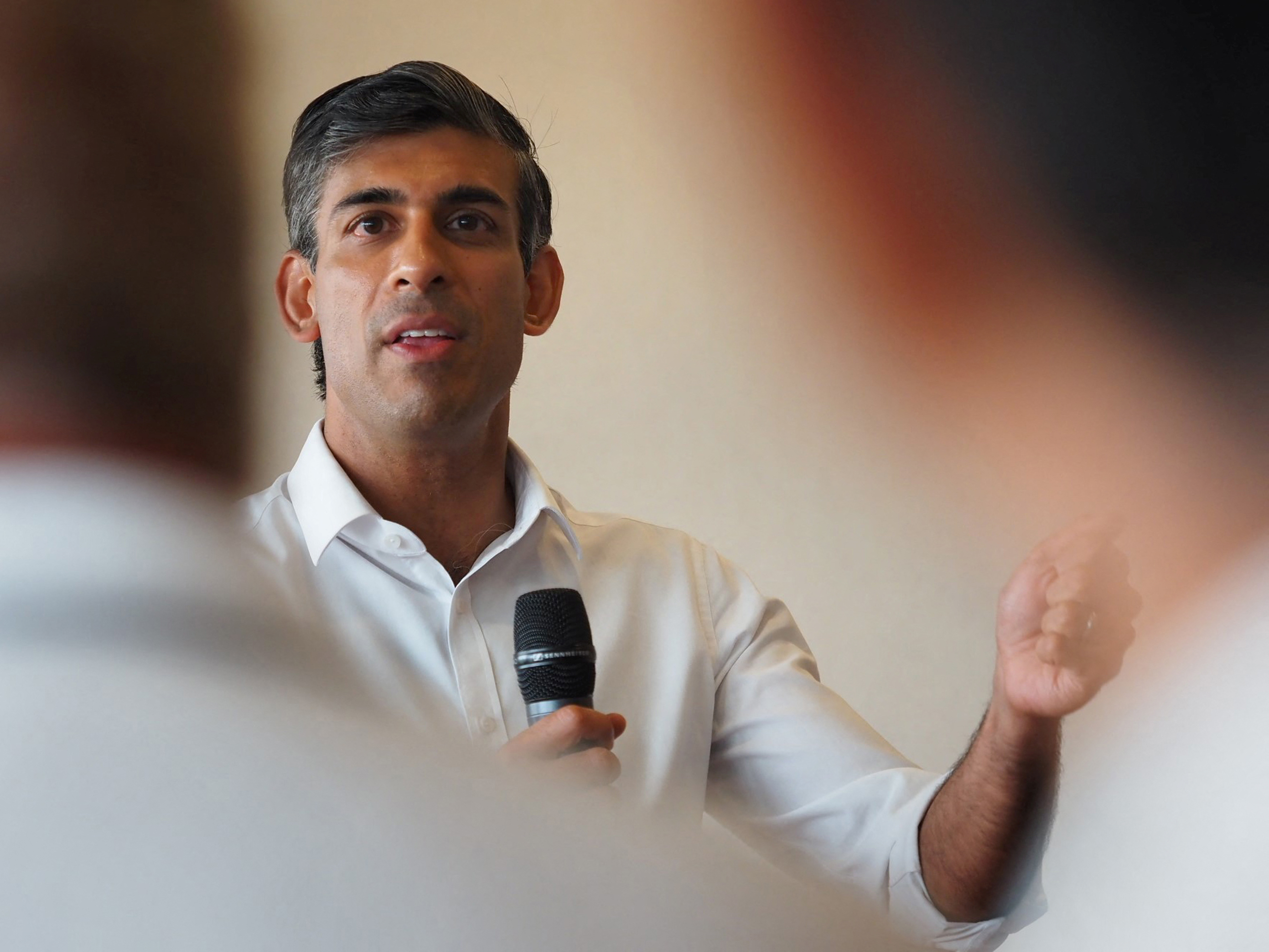 Rishi Sunak campaigns at Fontwell Park Racecourse