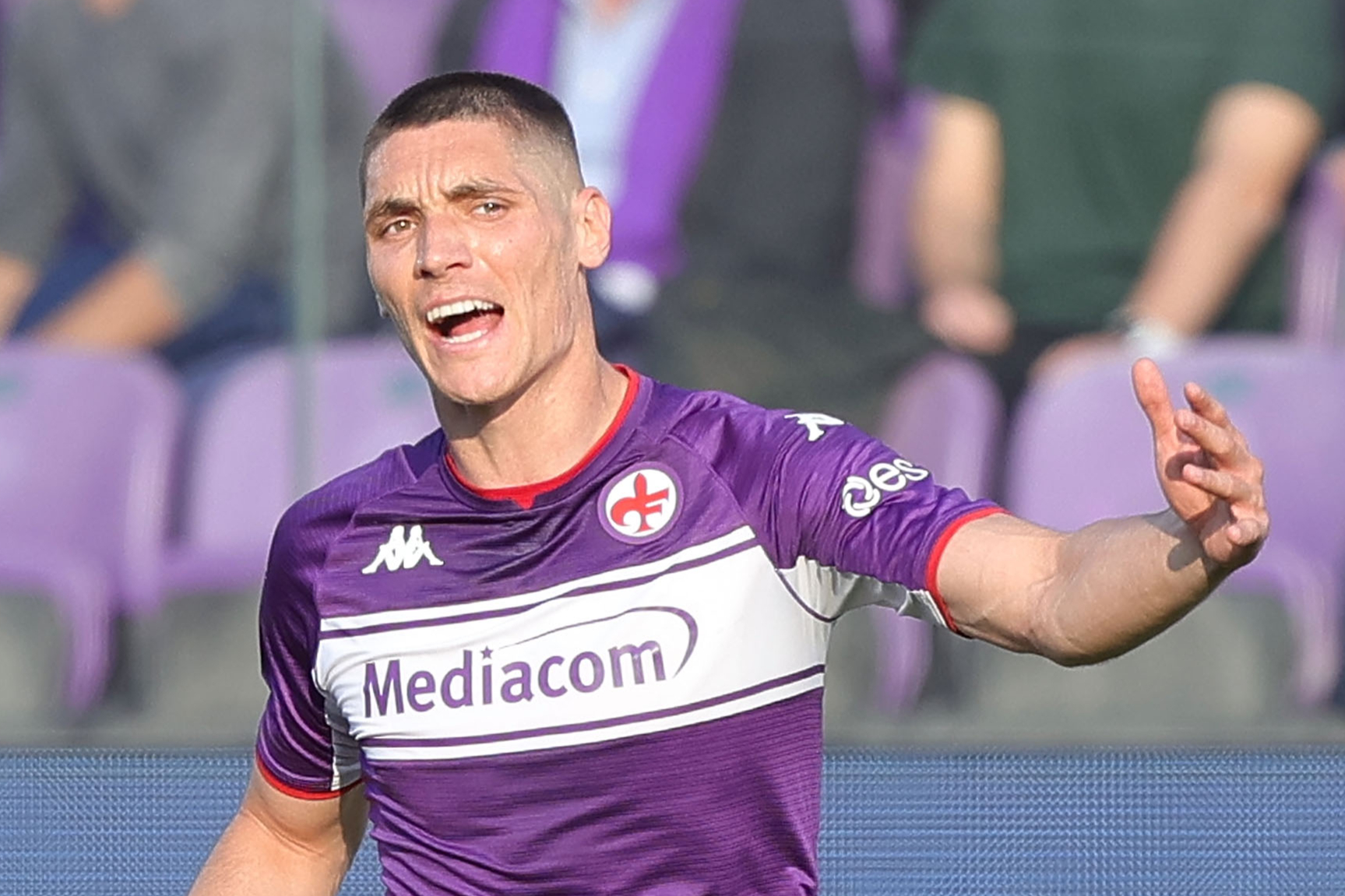 Arsenal and Tottenham blow as Nikola Milenkovic ends transfer speculation with new Fiorentina contract