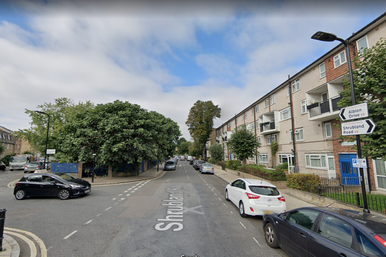 Man shot in ‘broad daylight’ while in his car near London Fields