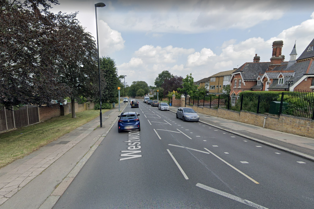 Teen in critical condition after stabbing at south London bus stop