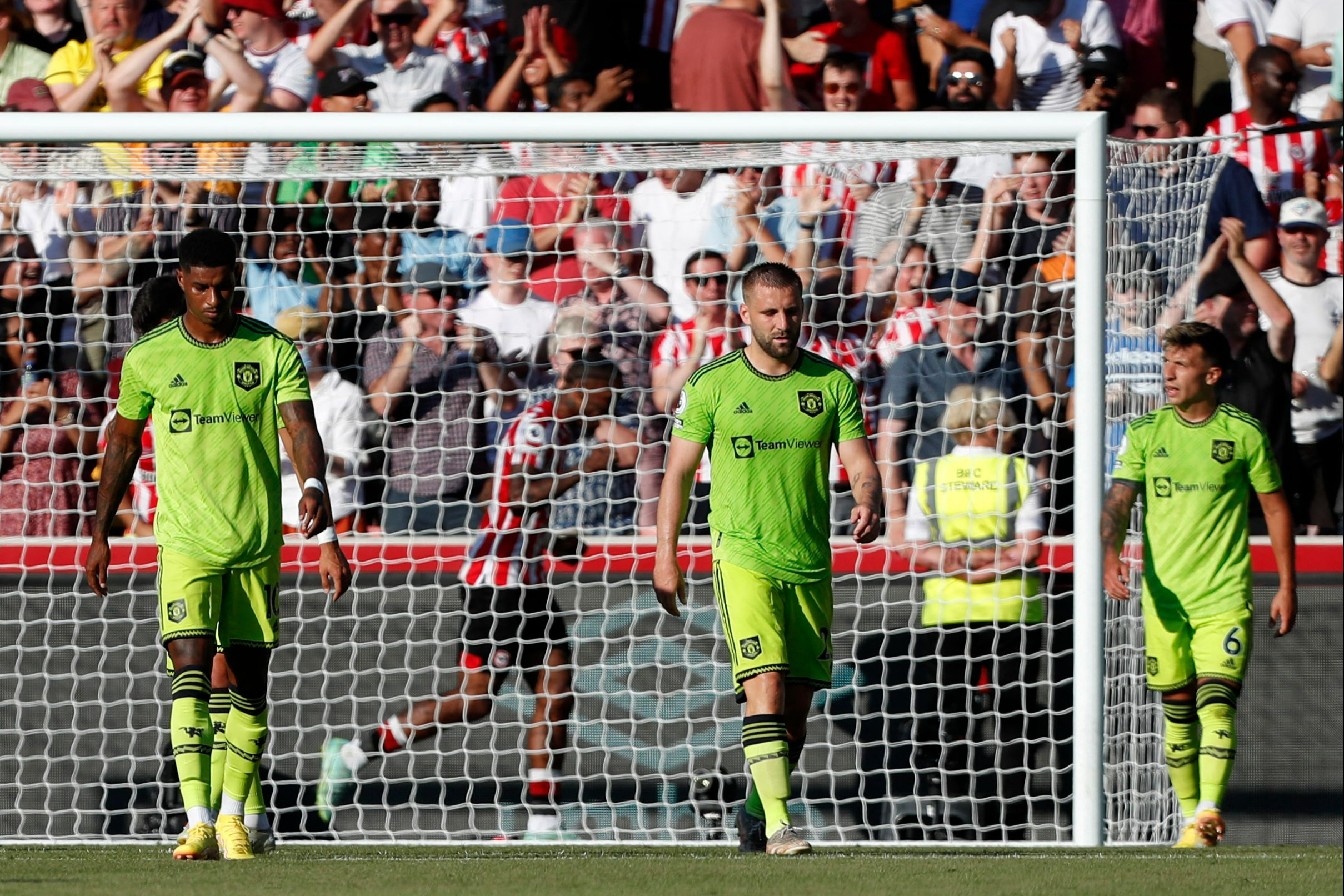 Man United player ratings vs Brentford: Martinez bullied, De Gea broken and Eriksen embarrassed