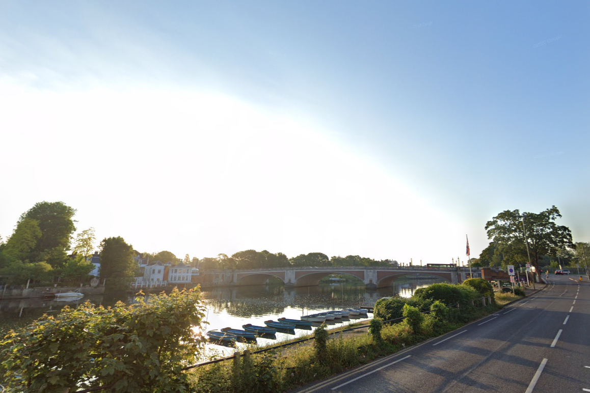 Hampton Court Bridge