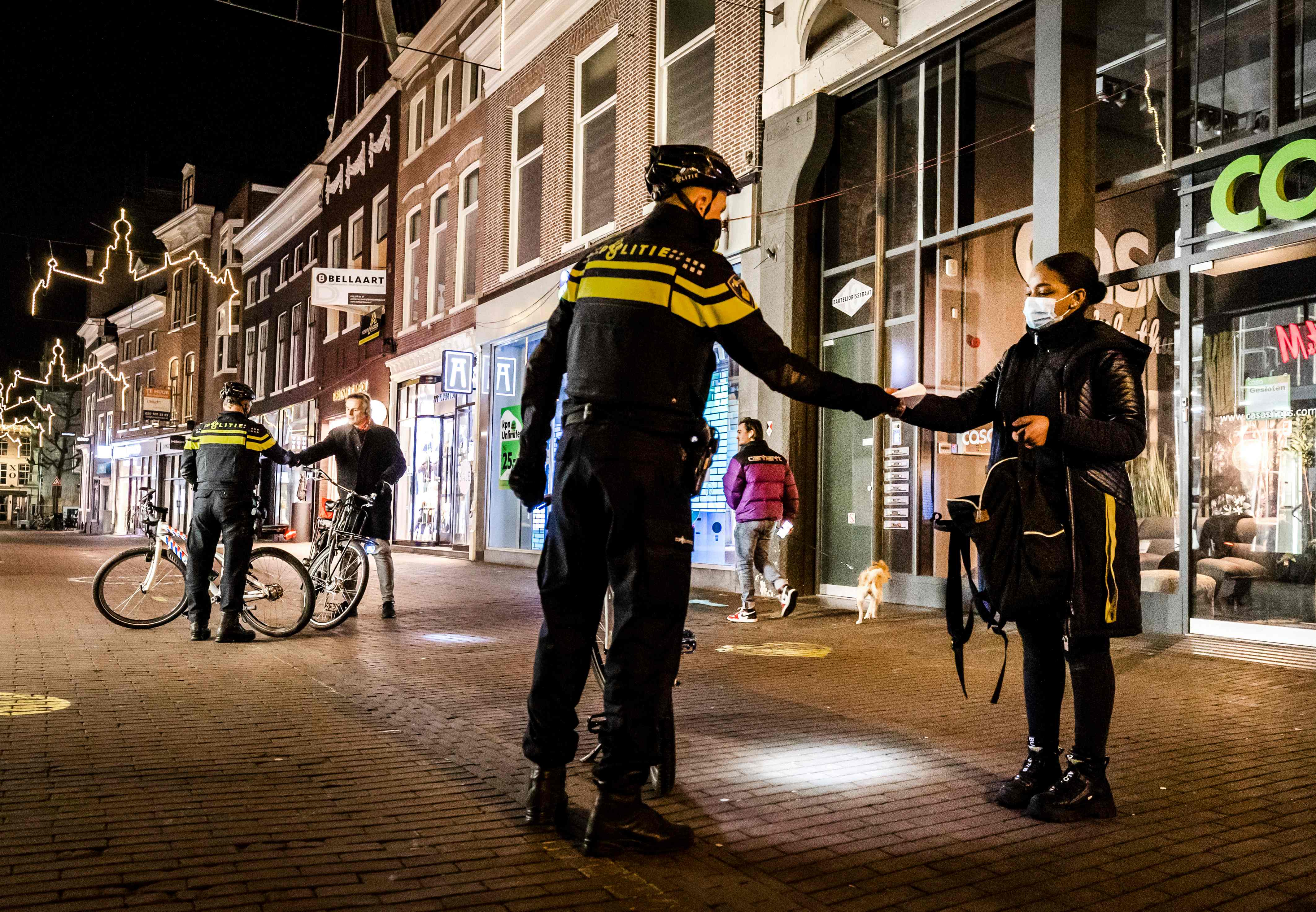 NETHERLANDS-CURFEW-HEALTH-VIRUS