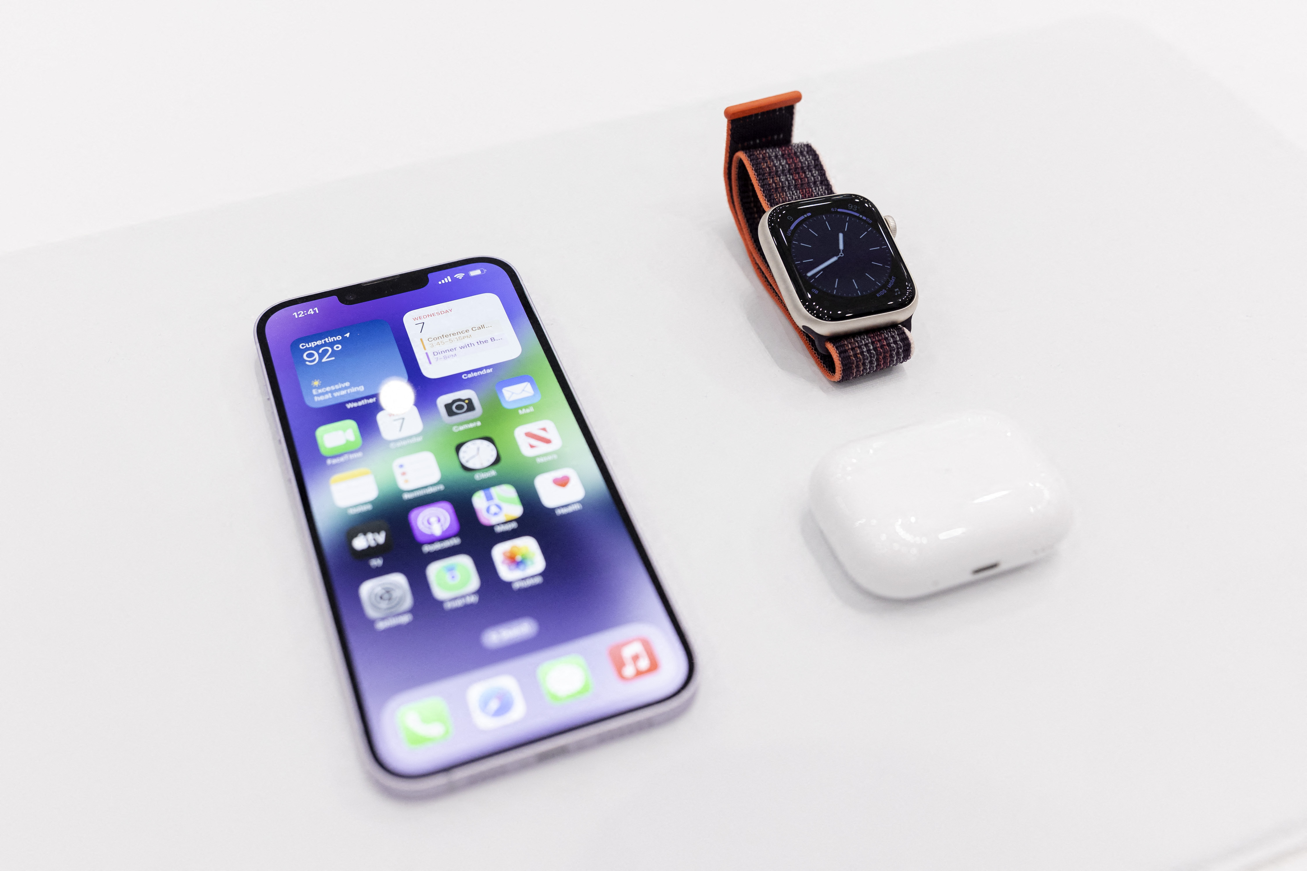 Best deals on Apple products in the Amazon Prime Early Access Sale: From Apple Watch to iPads
