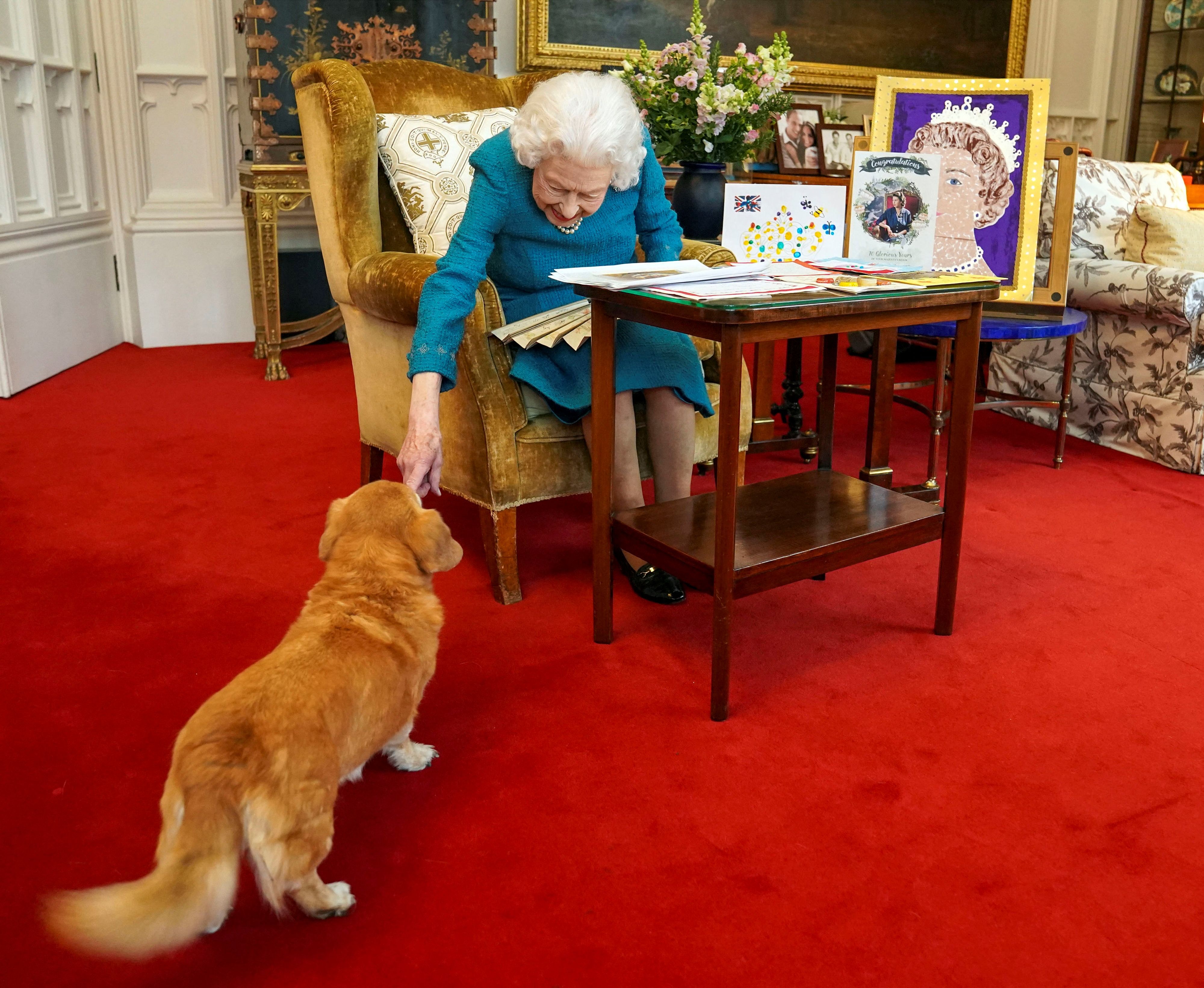FILES-BRITAIN-ROYALS-QUEEN-CORGI