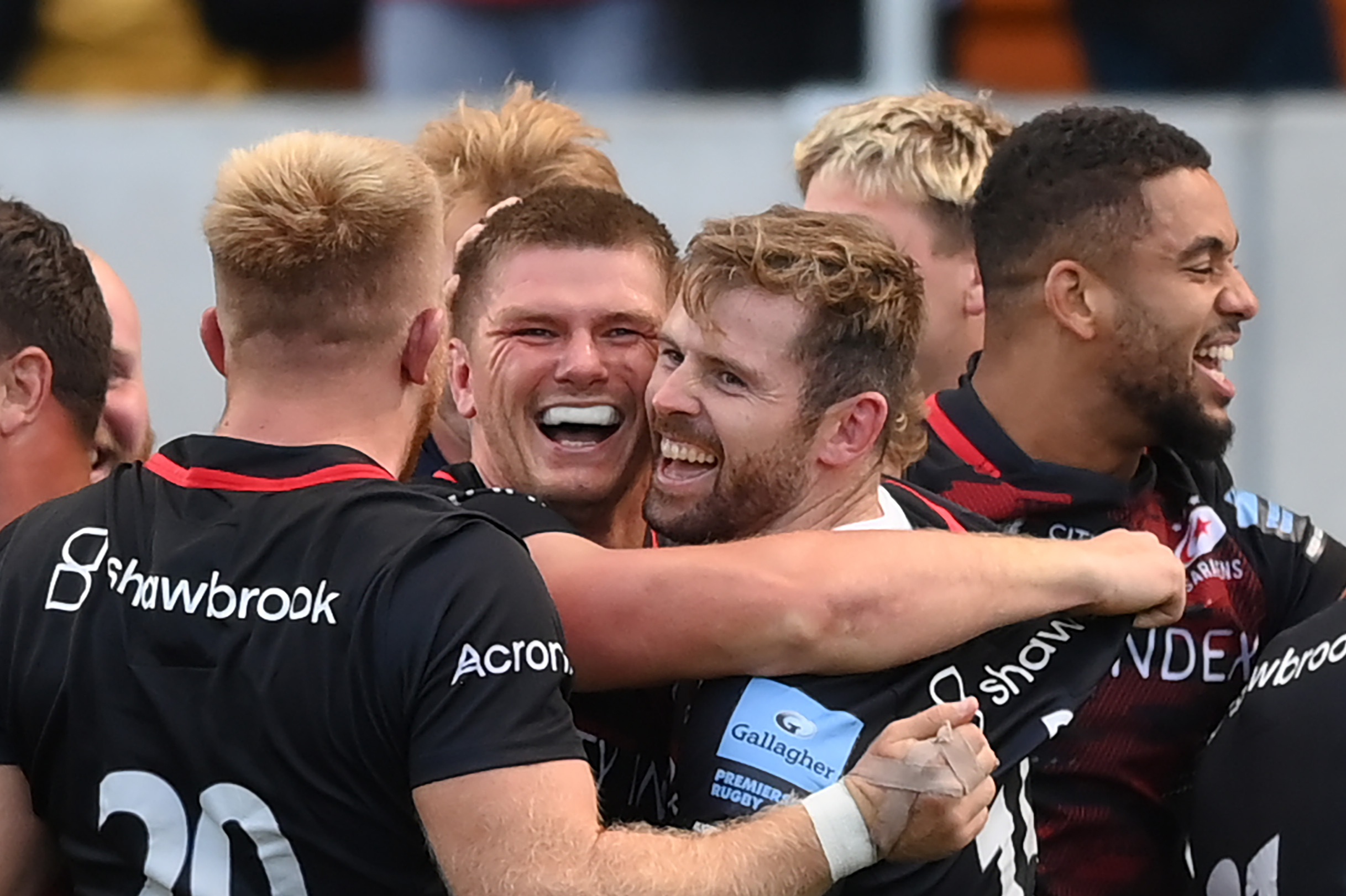 Saracens 41-39 Gloucester: Sarries snatch last-ditch win after Owen Farrell’s ice-cool conversion