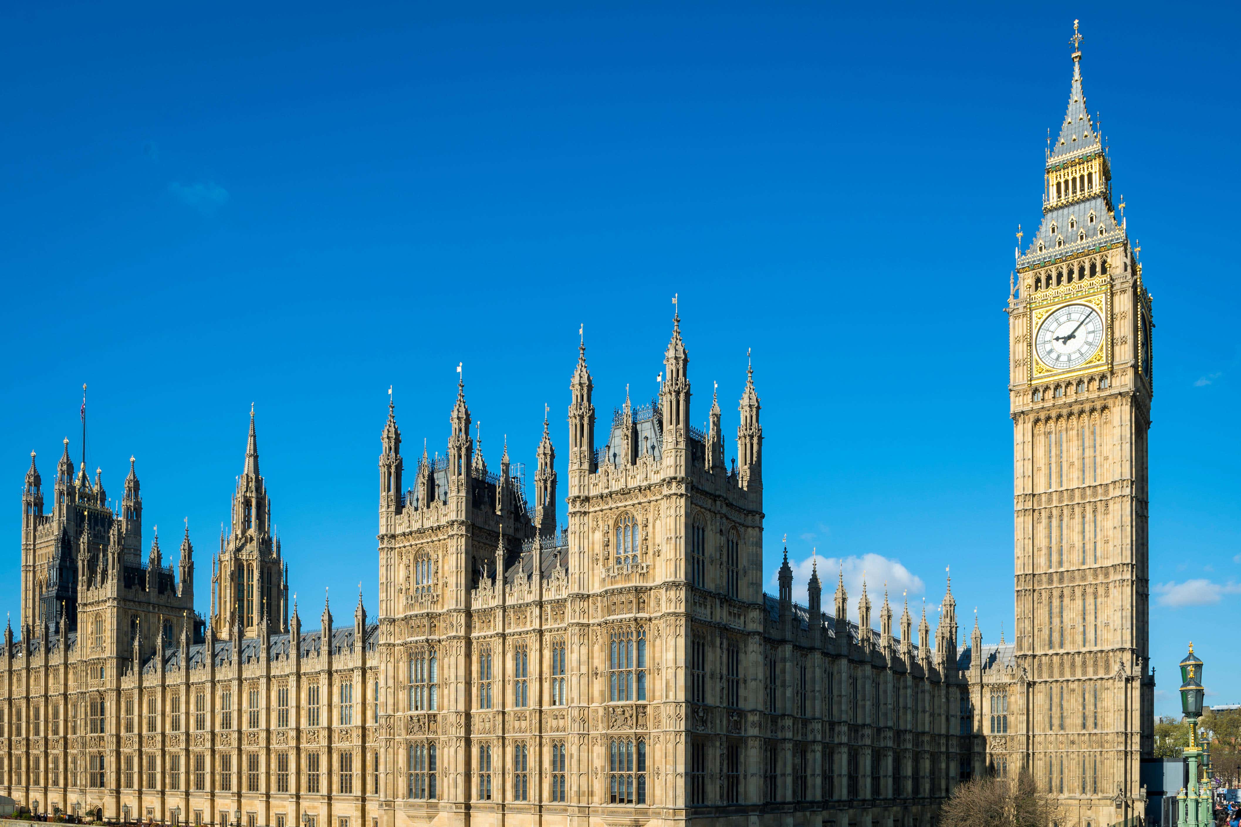 How common are hook ups in the Houses of Parliament?