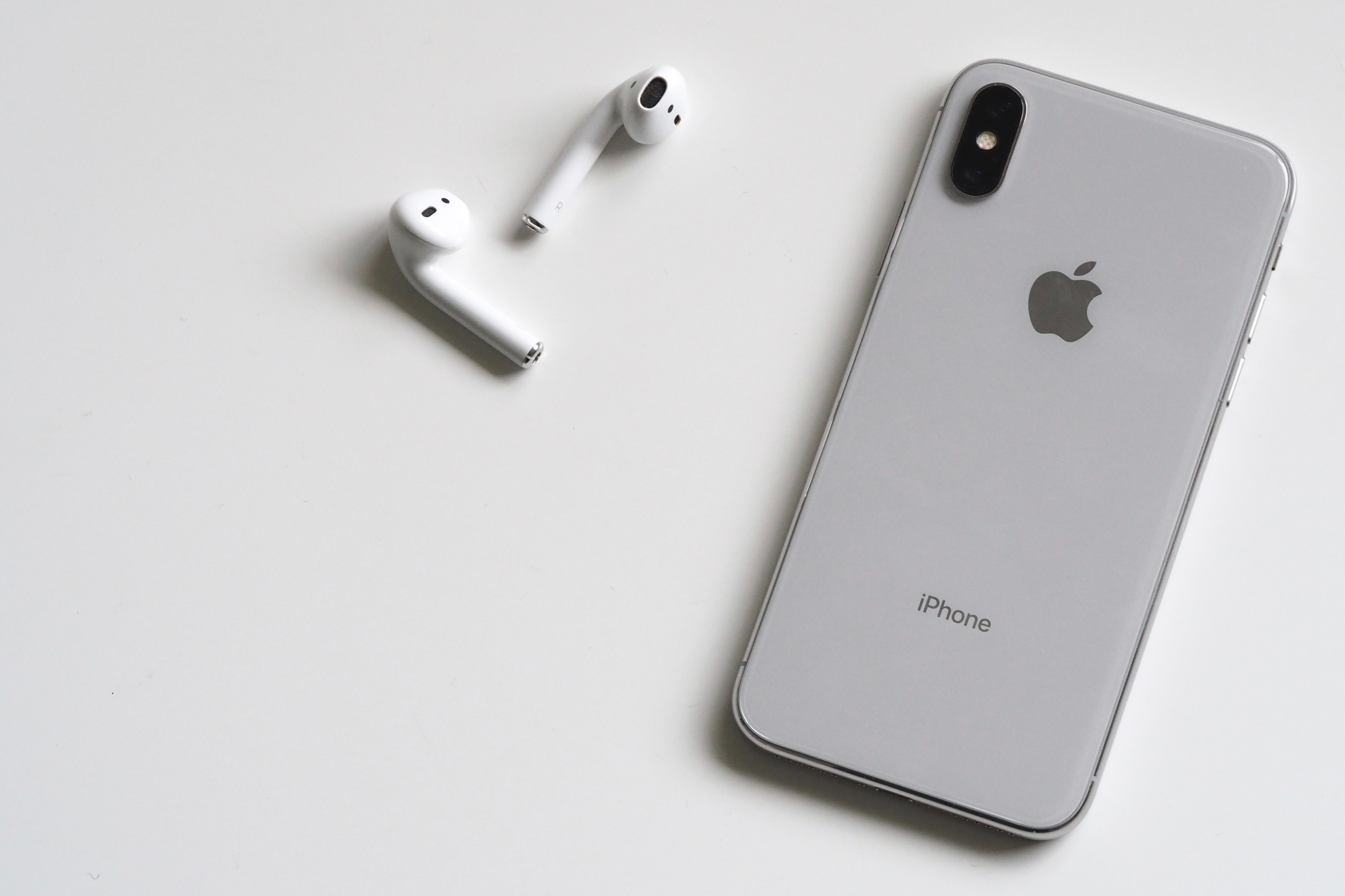 Best Apple deals for Cyber Monday 2022: Offers on iPhone 14, iPhone 13, iPads, Apple Watch and more
